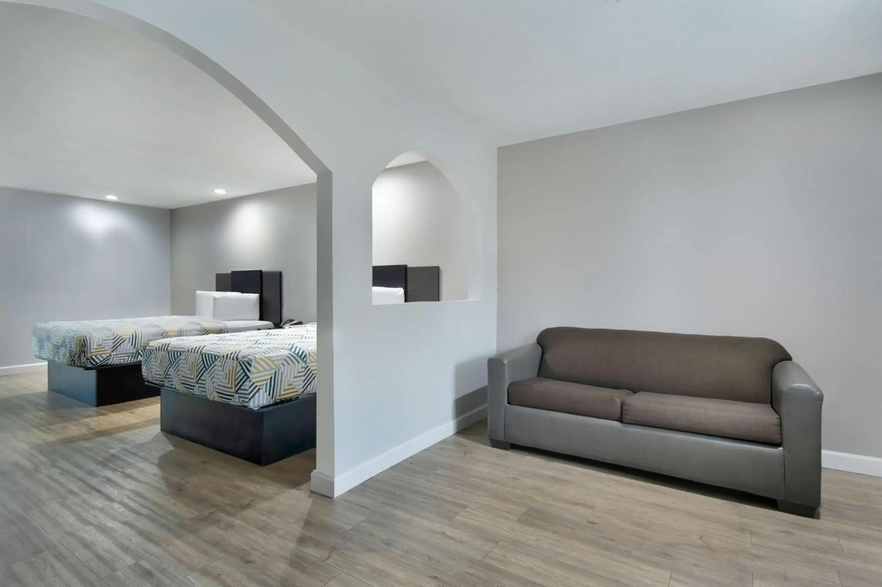 Bedroom, Bed in Motel 6 Houston, TX - I-10 West Bedroom, Bed in Motel 6 Houston, TX - I-10 West