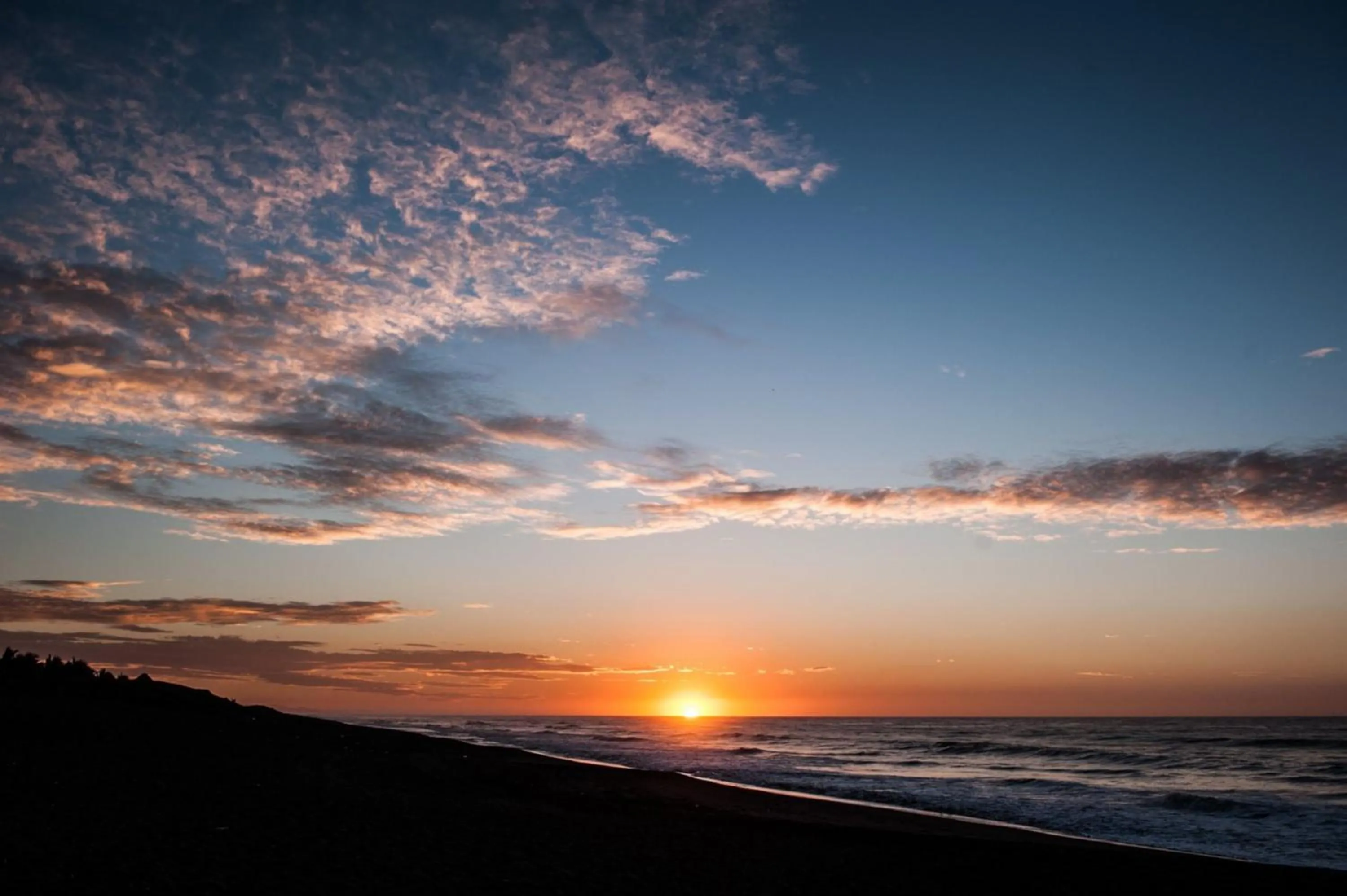 Sunrise in Paredon Surf House