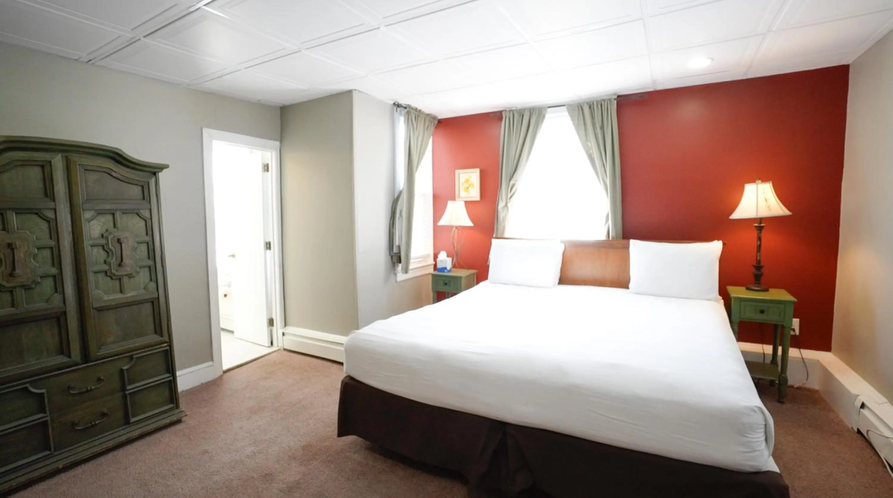 Bed in North Beach Hotel