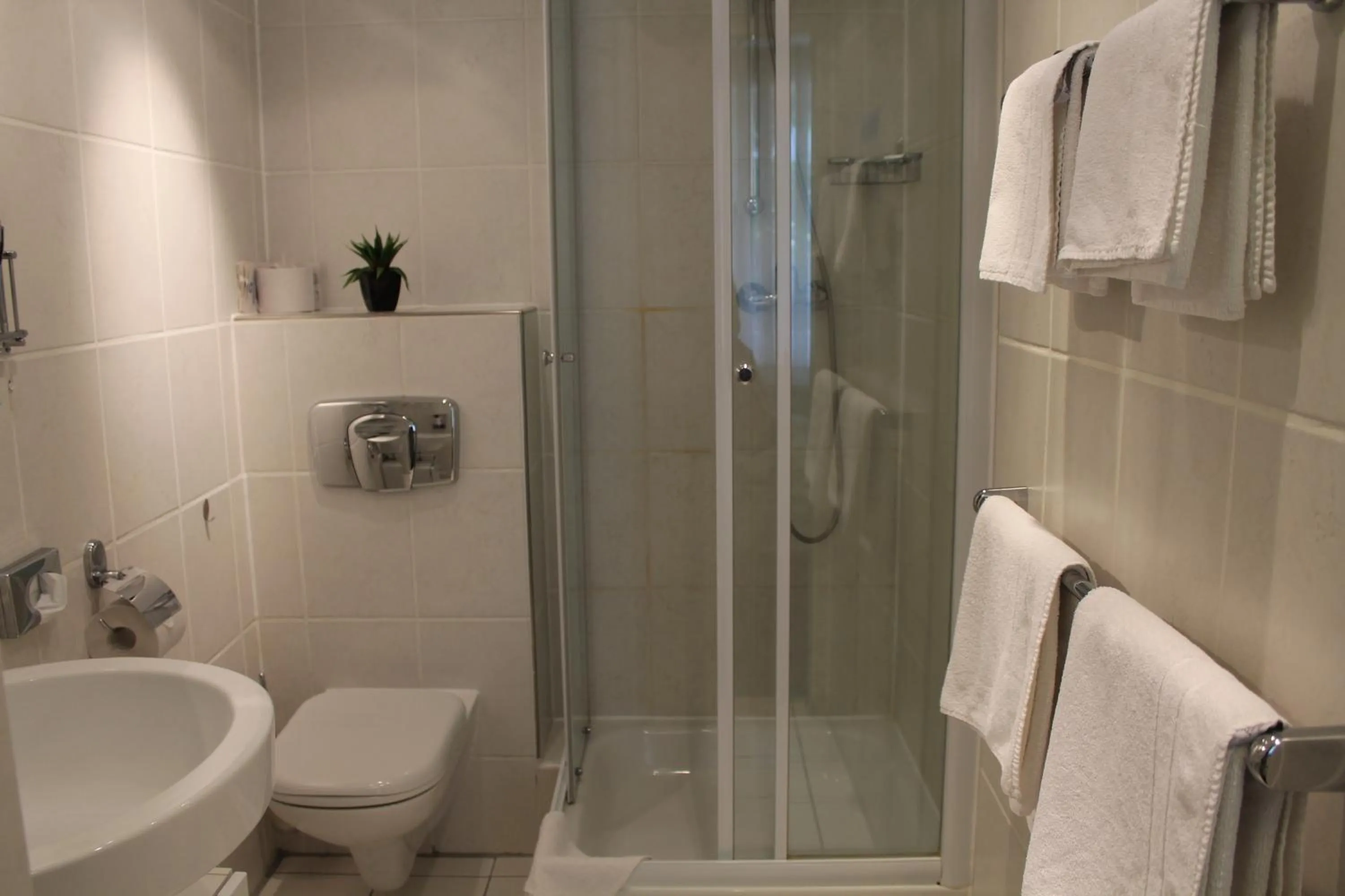 Bathroom in Hotel Müller Köln