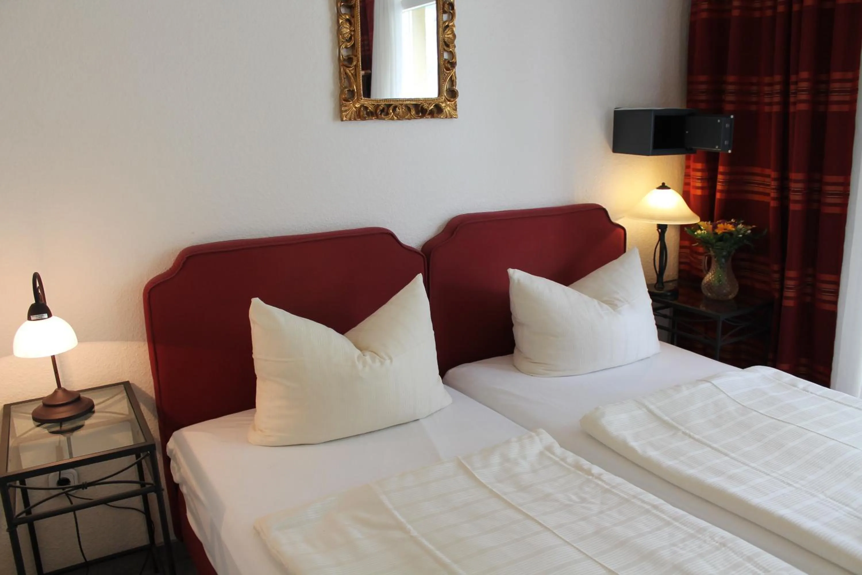 Bed in Hotel Müller Köln