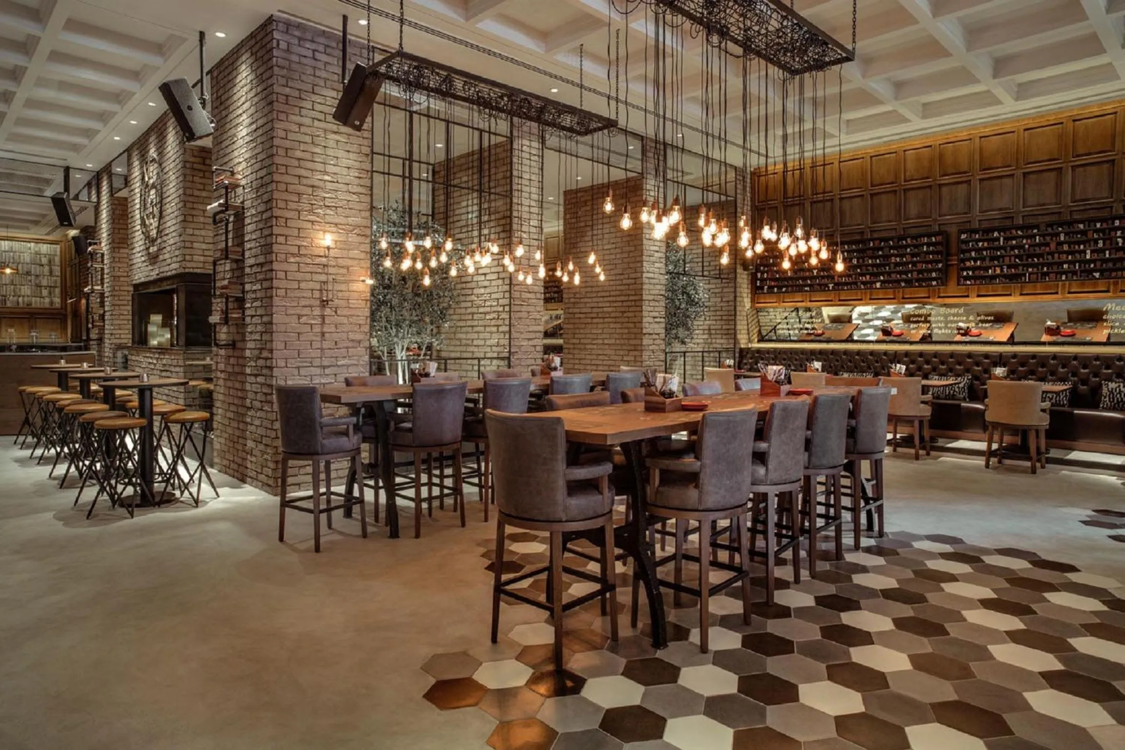 Food and drinks in Amwaj Rotana, Jumeirah Beach - Dubai