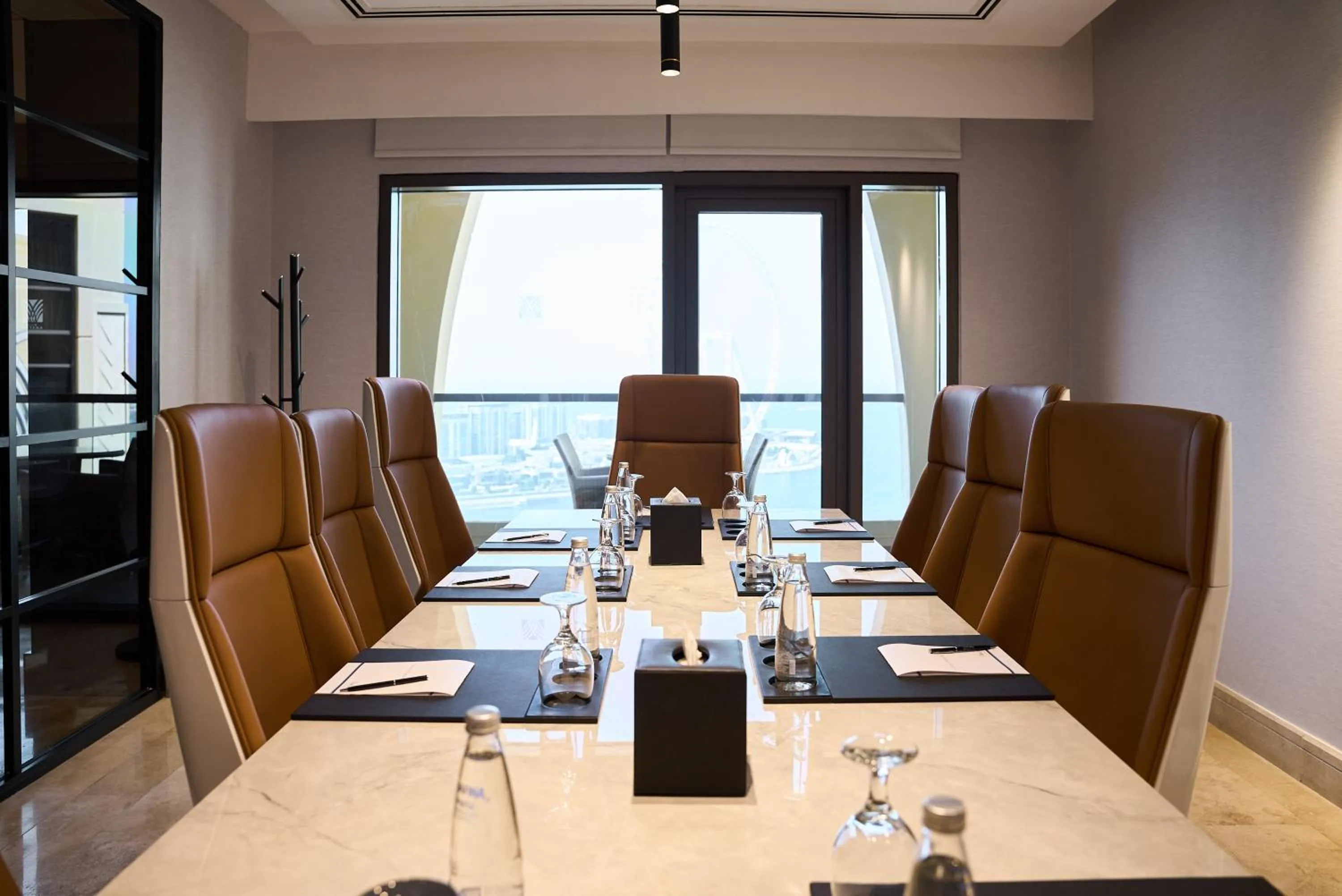 Lounge or bar in Amwaj Rotana, Jumeirah Beach - Dubai