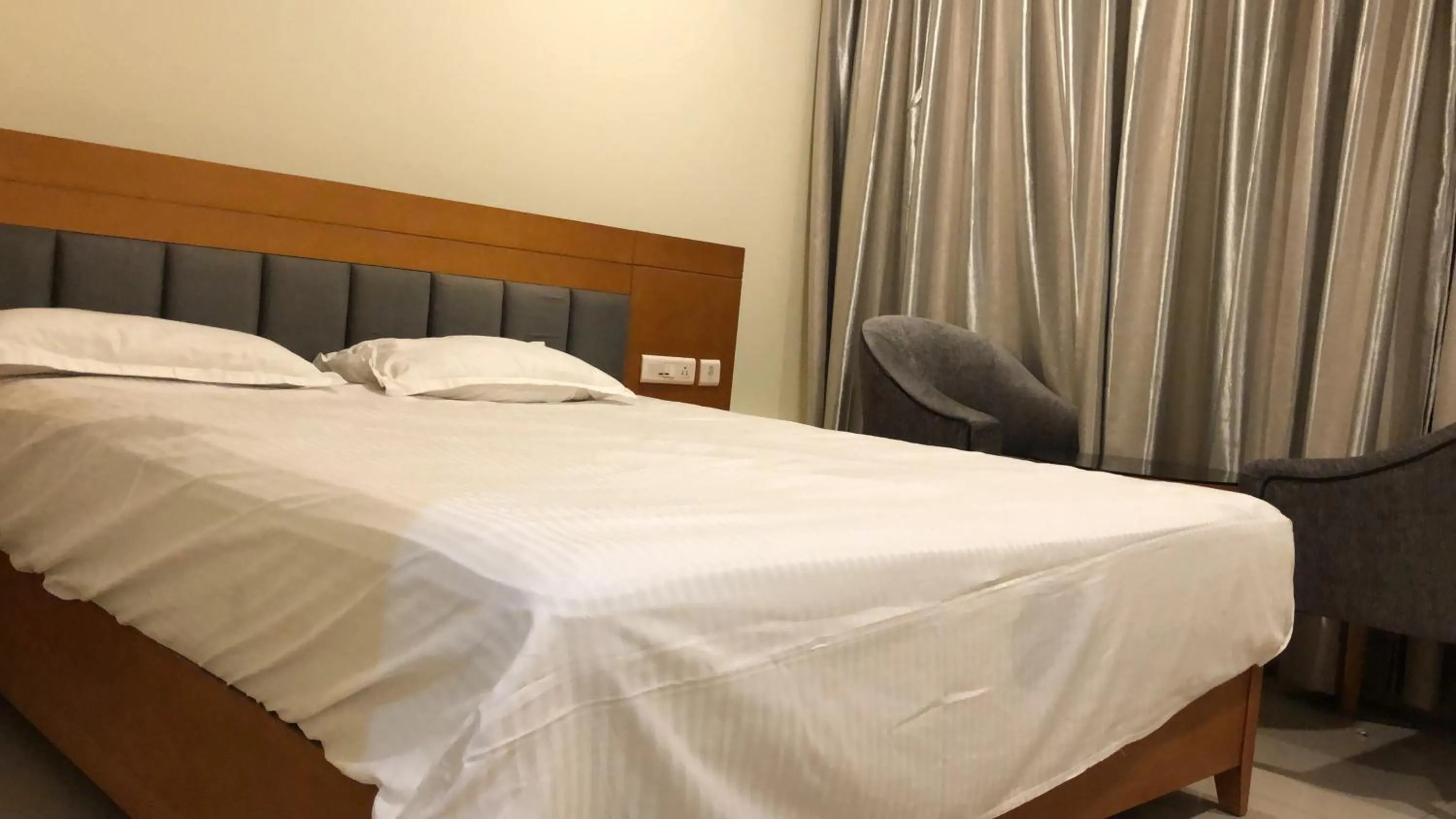Bed in Leela pavilion