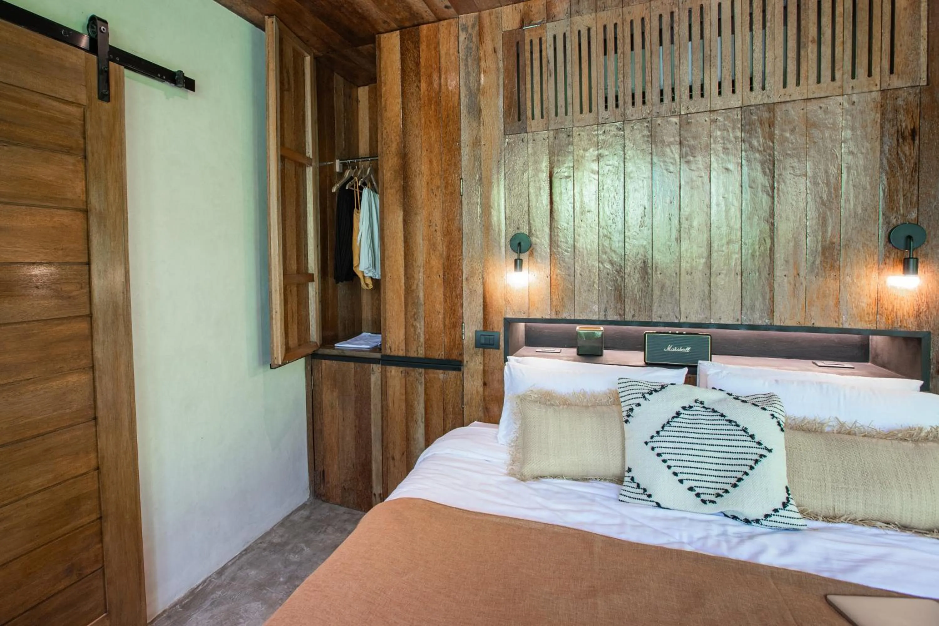 Bedroom, Bed in Surfing Temple Boutique Hotel