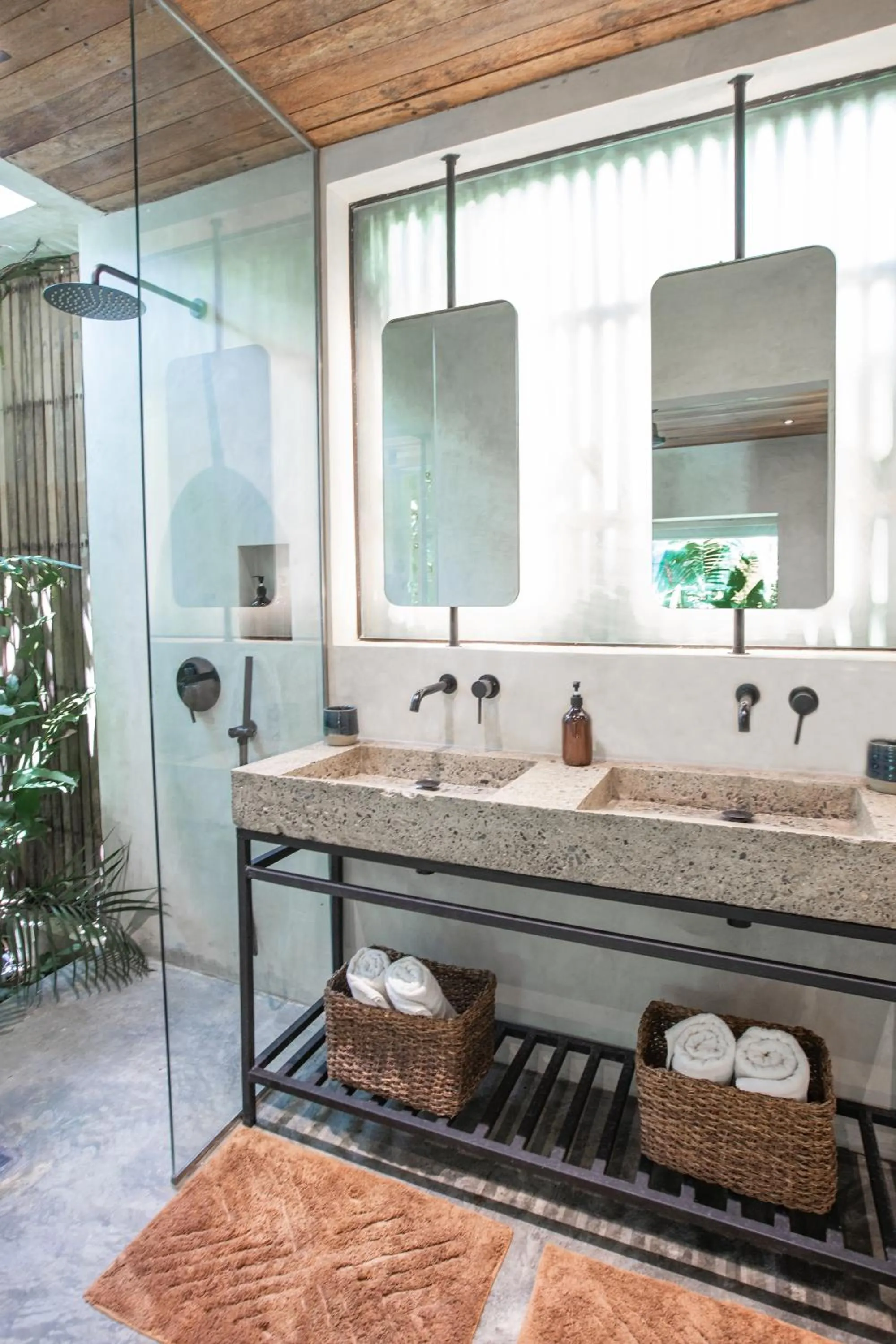 Bathroom in Surfing Temple Boutique Hotel