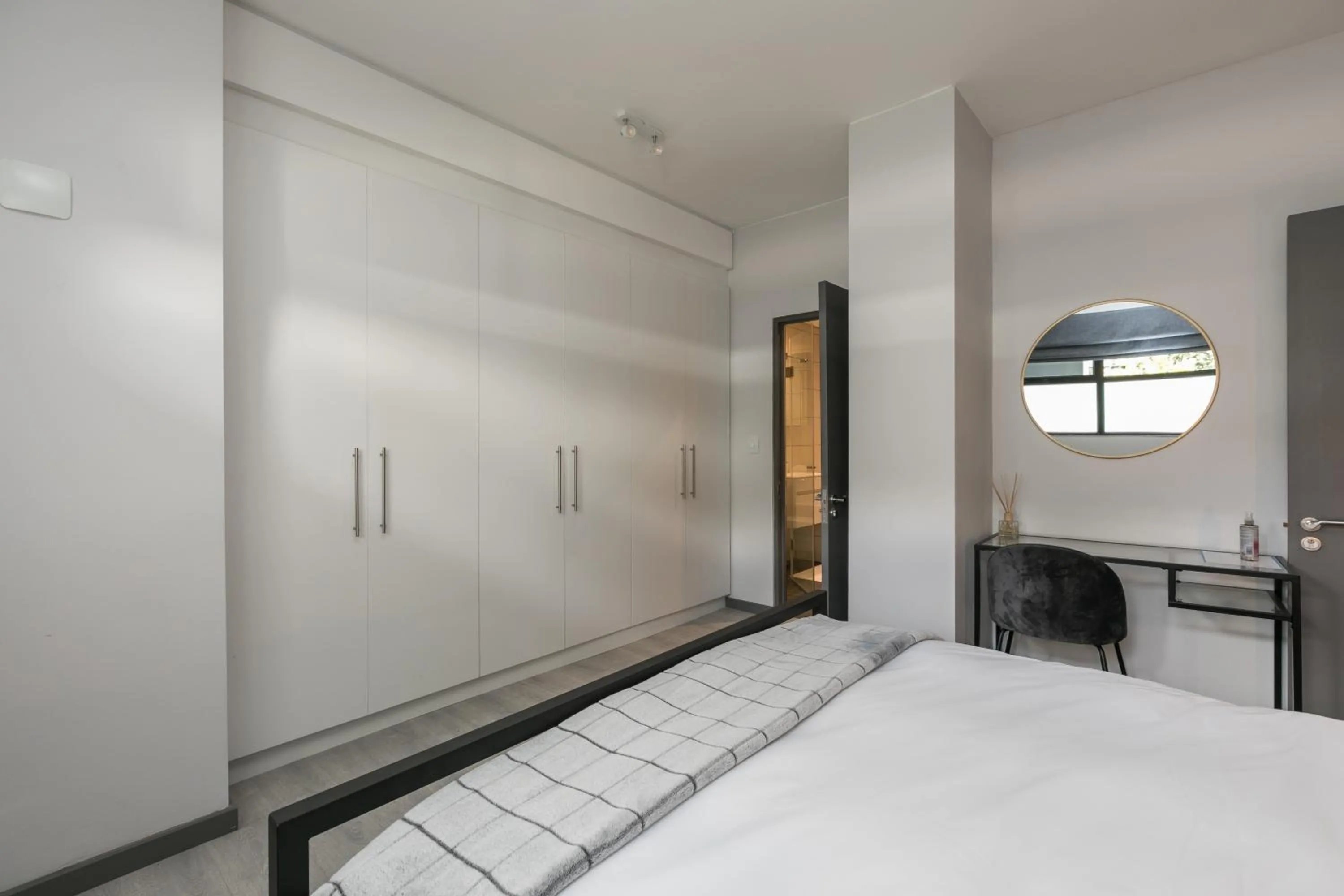 Bedroom, Bed in Stay Ulo at Atholl Gate