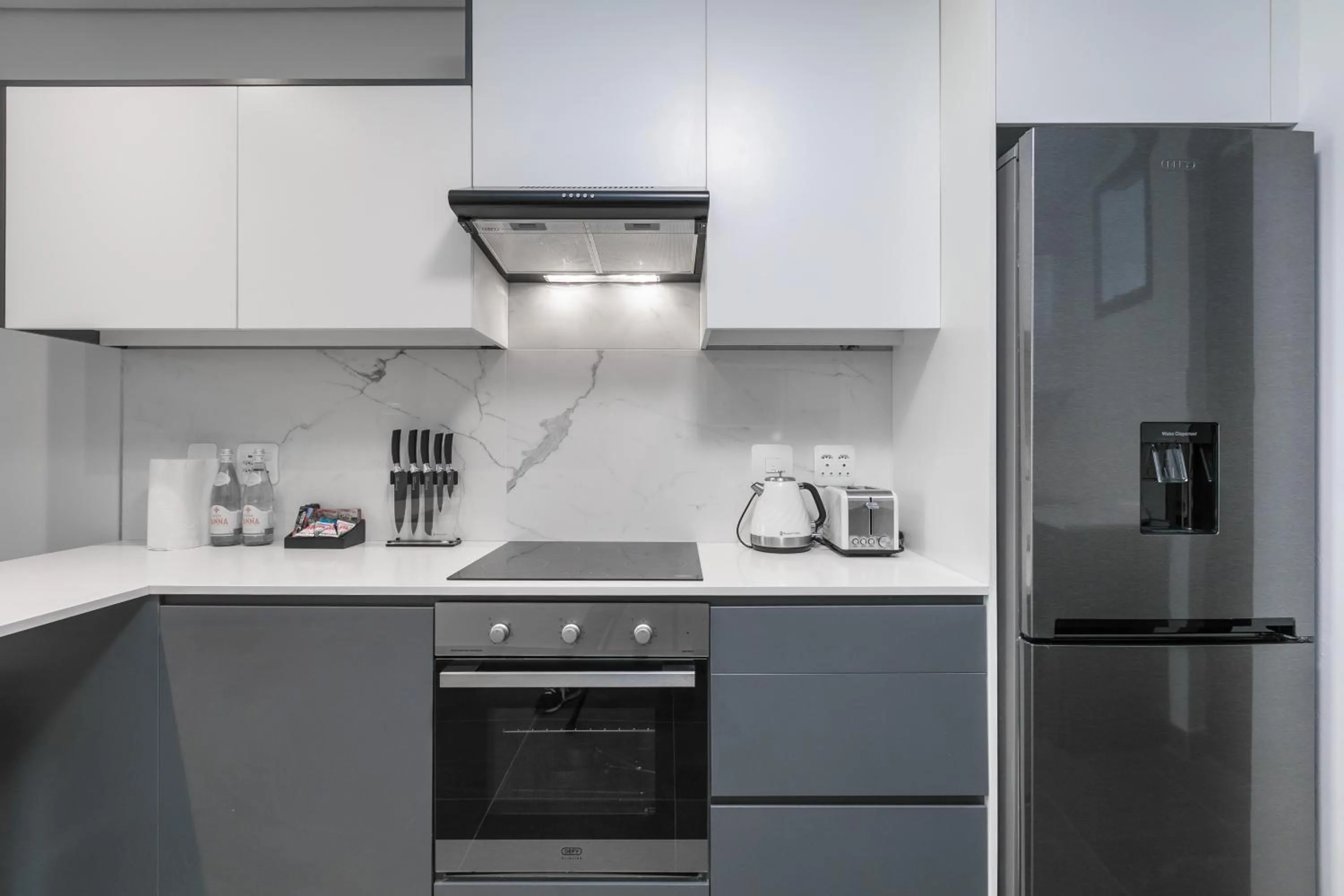 Kitchen or kitchenette in Stay Ulo at Atholl Gate