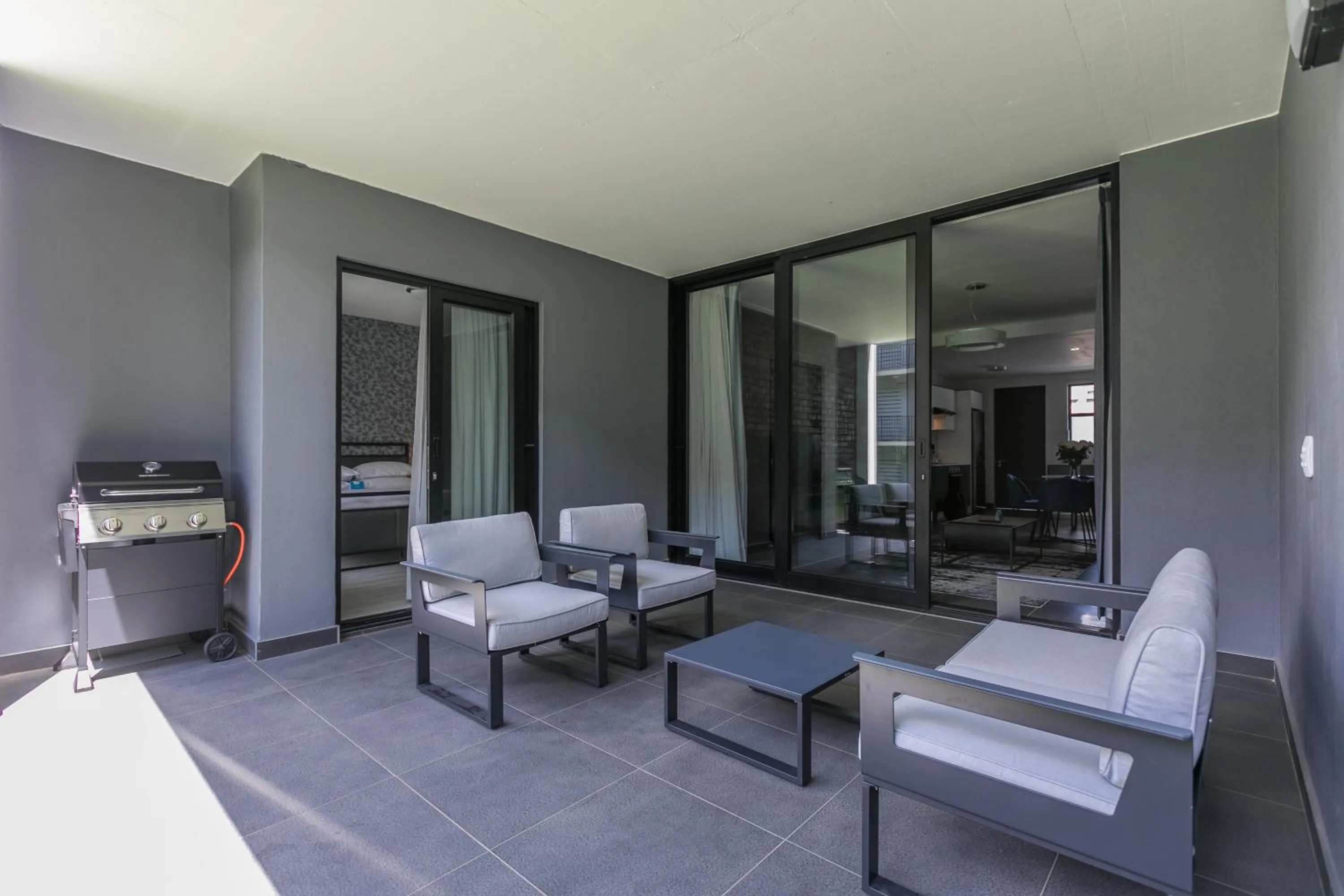 Patio in Stay Ulo at Atholl Gate