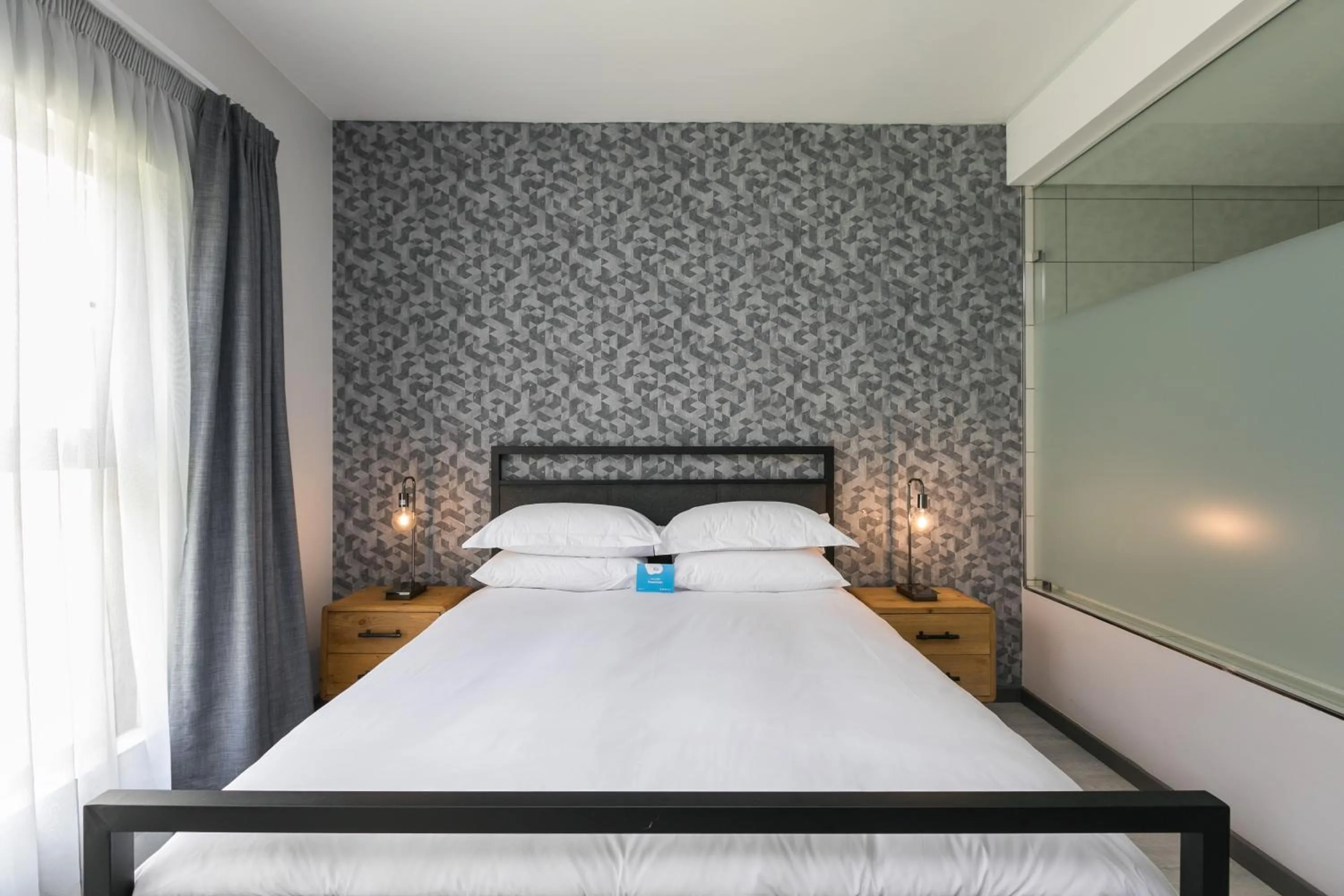 Bed in Stay Ulo at Atholl Gate