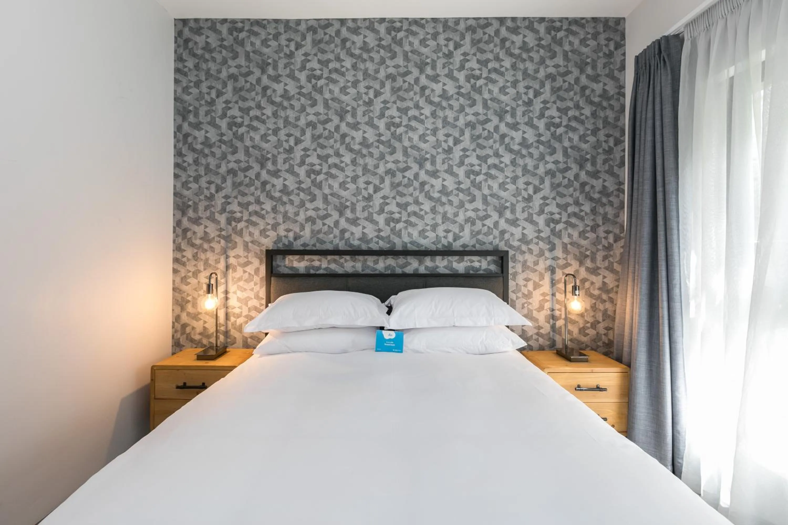 Bed in Stay Ulo at Atholl Gate