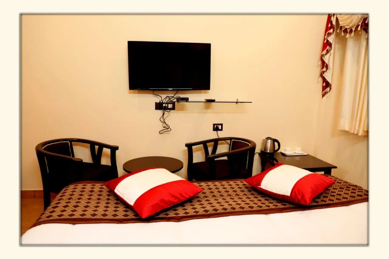 TV and multimedia, Bed in The Ranikhet Continental
