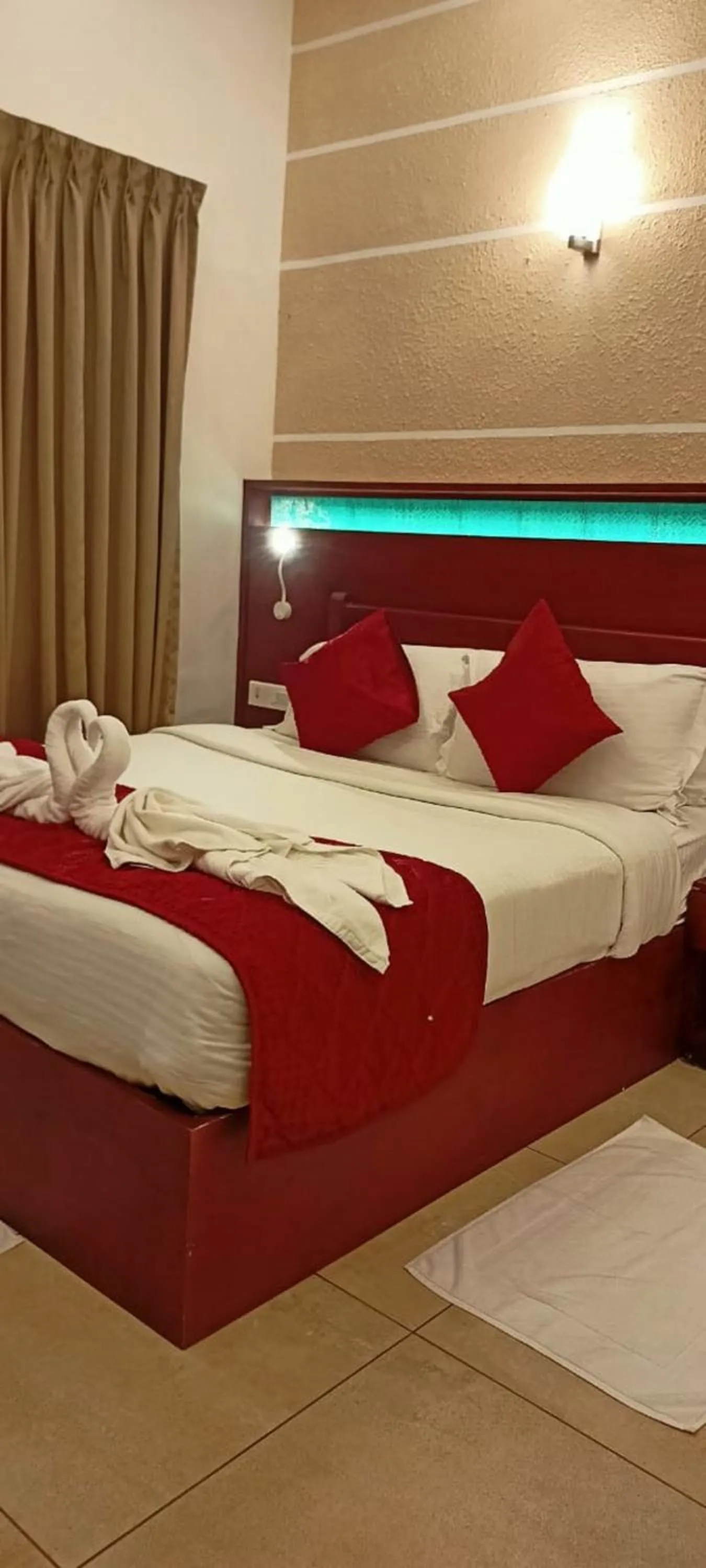 Bed in Southern Panorama Indriya Resorts & Spa