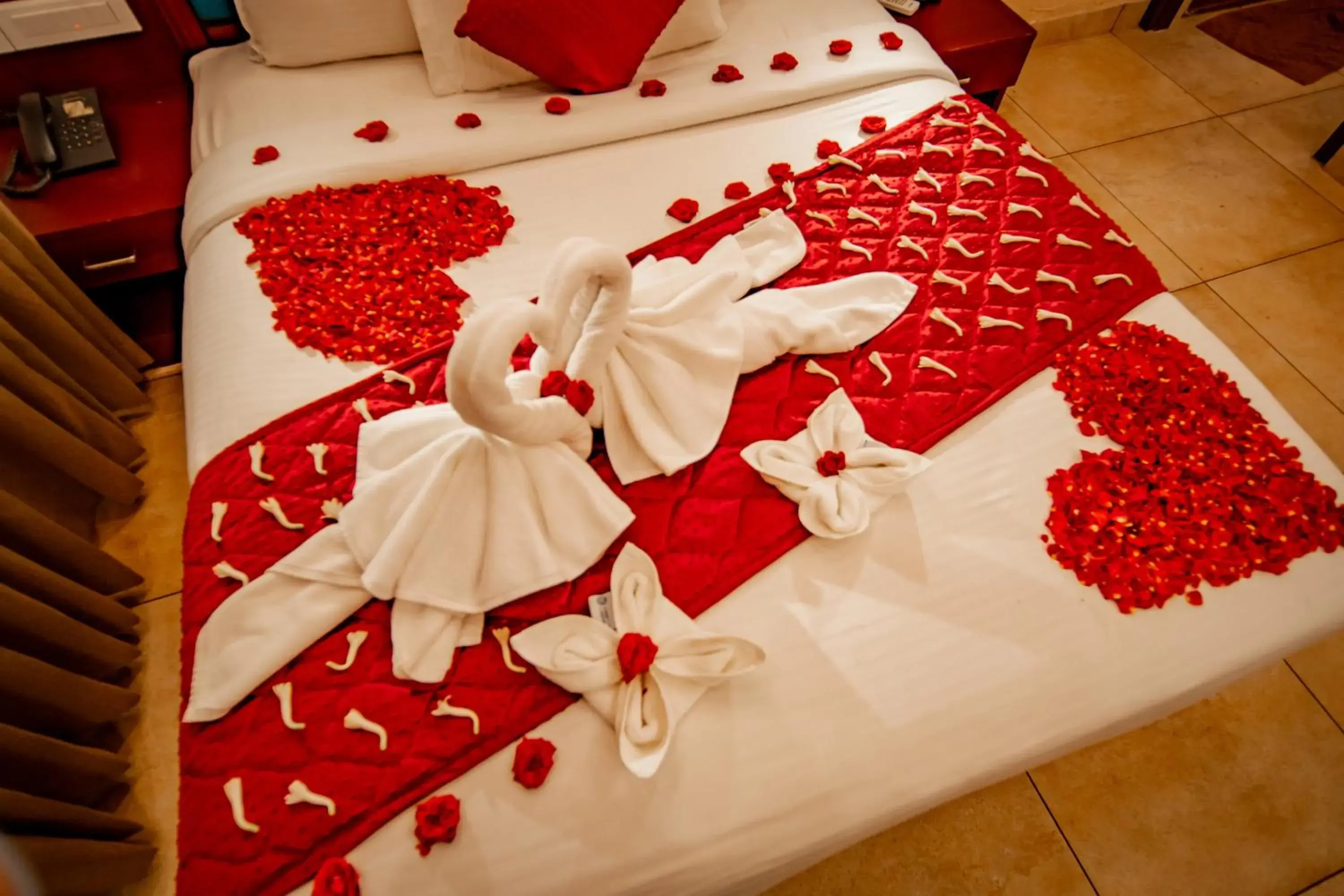 Bed in Southern Panorama Indriya Resorts & Spa Bed in Southern Panorama Indriya Resorts & Spa