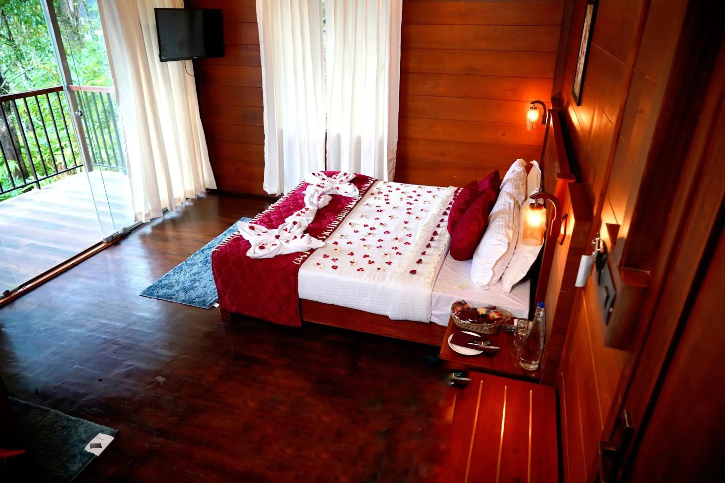 Bed in Southern Panorama Indriya Resorts & Spa Bed in Southern Panorama Indriya Resorts & Spa