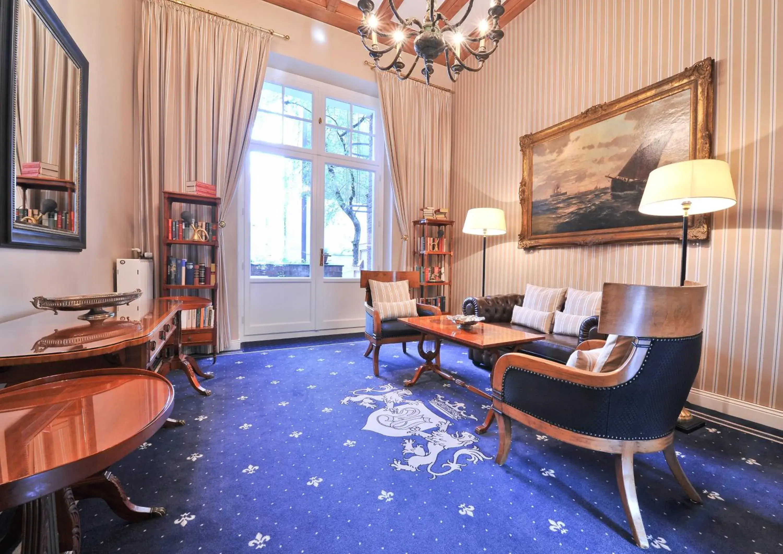 Lobby or reception in Hotel Windsor Lobby or reception in Hotel Windsor