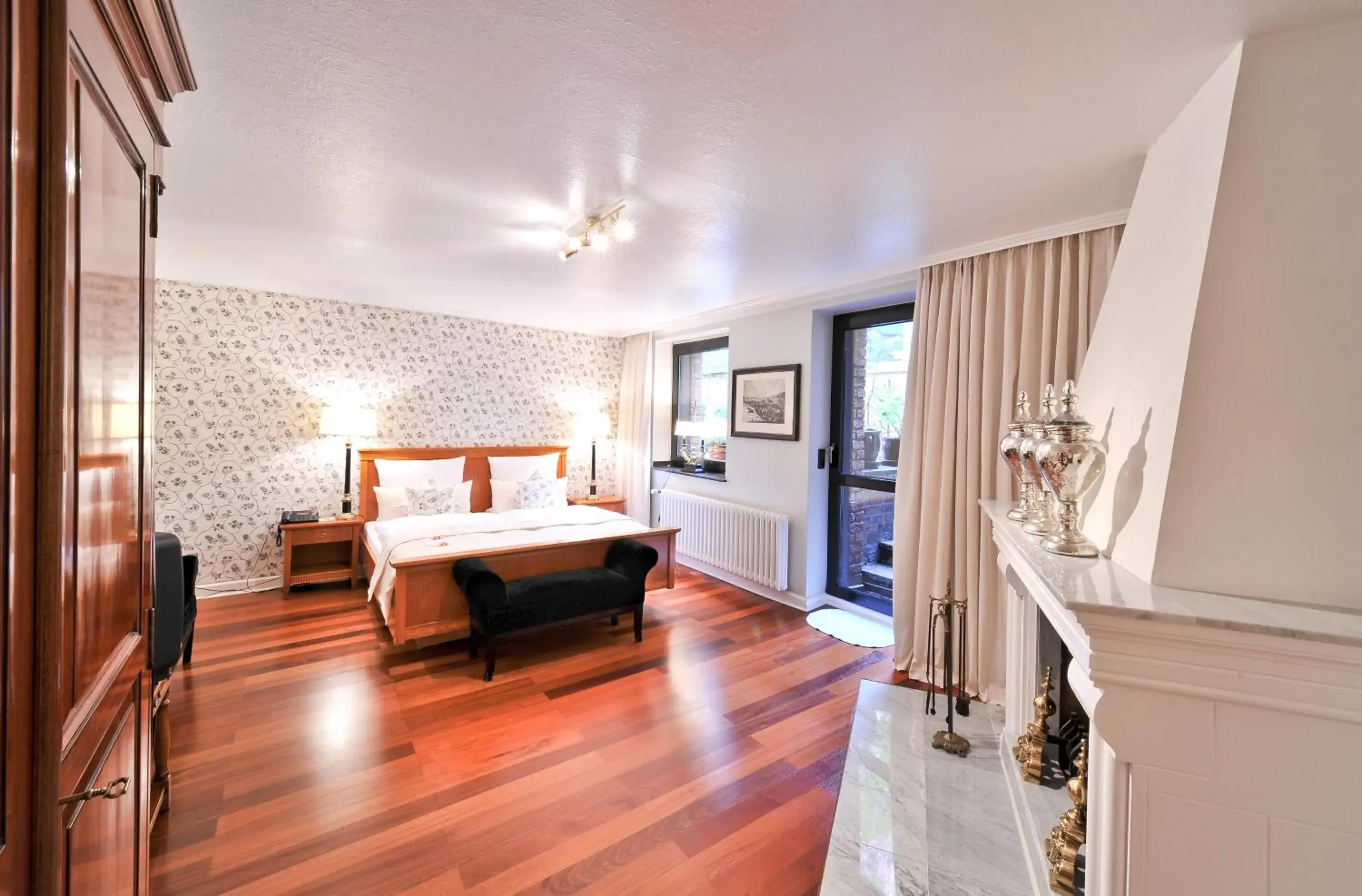 Bed in Hotel Windsor Bed in Hotel Windsor