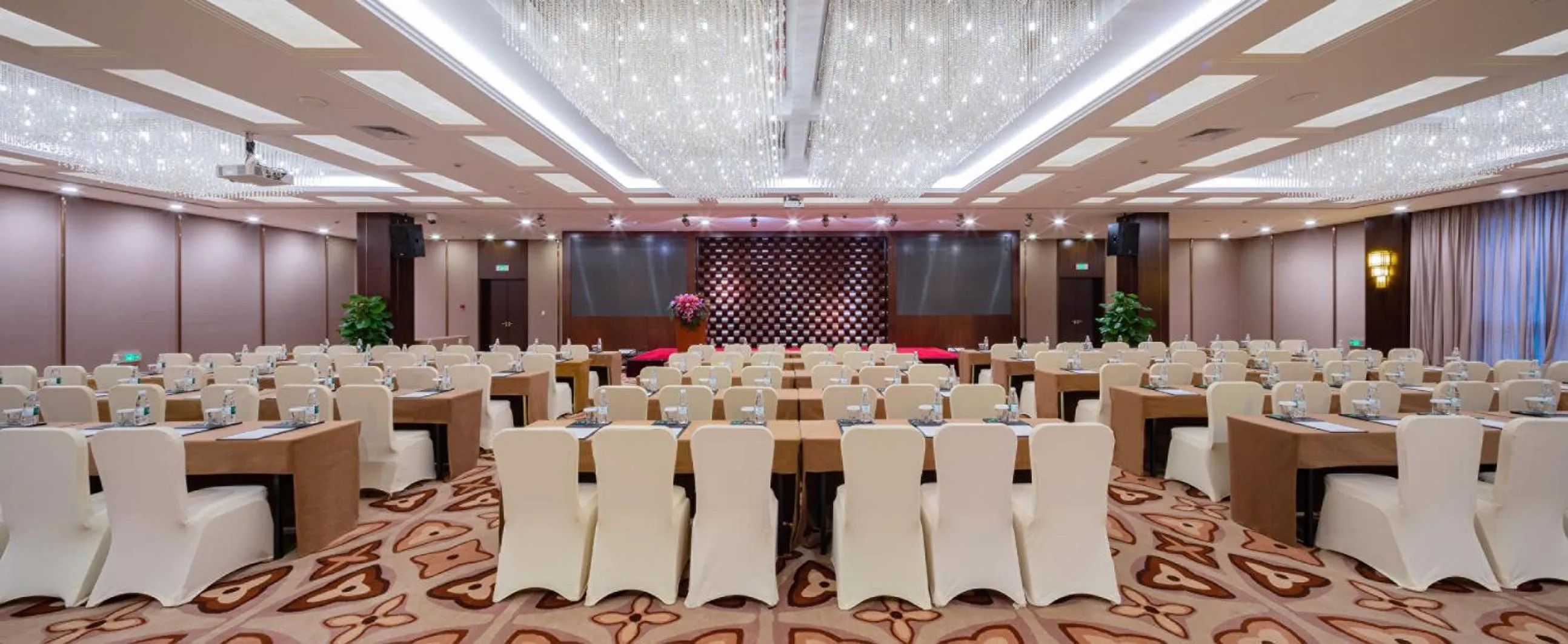 Meeting/conference room in Broadway Mansions Hotel - On the Bund - Journey Through Time Old Shanghai Republic Dreams