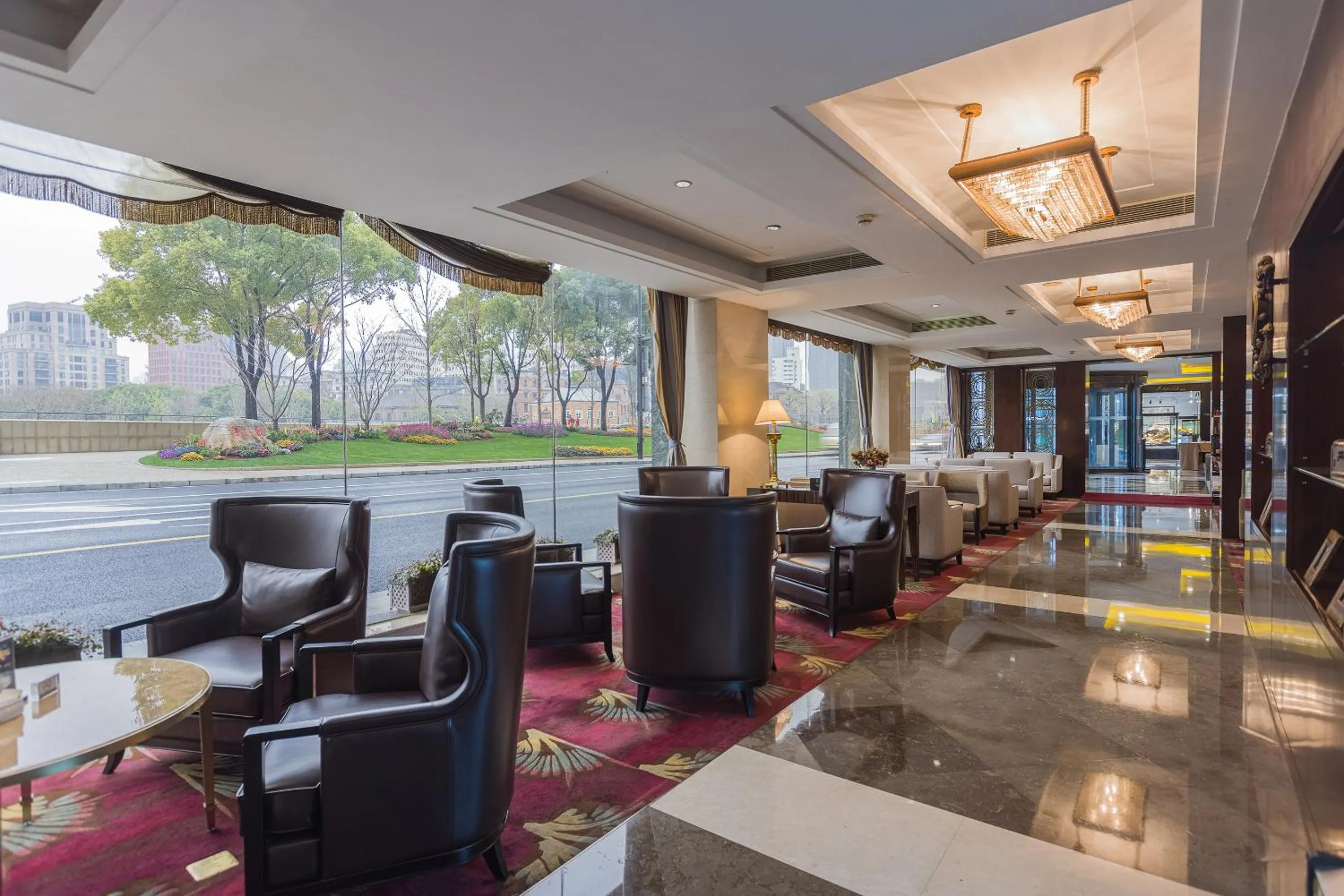 Lounge or bar in Broadway Mansions Hotel - On the Bund - Journey Through Time Old Shanghai Republic Dreams