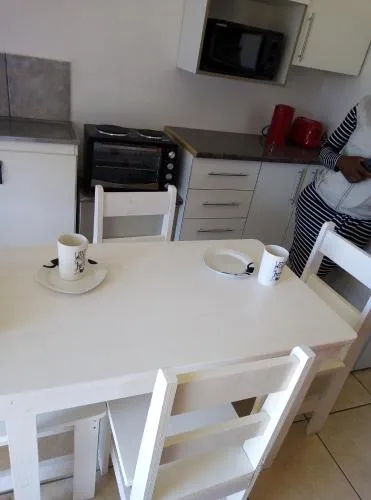 Spacious 1bed + braai 13km to Paternoster beach