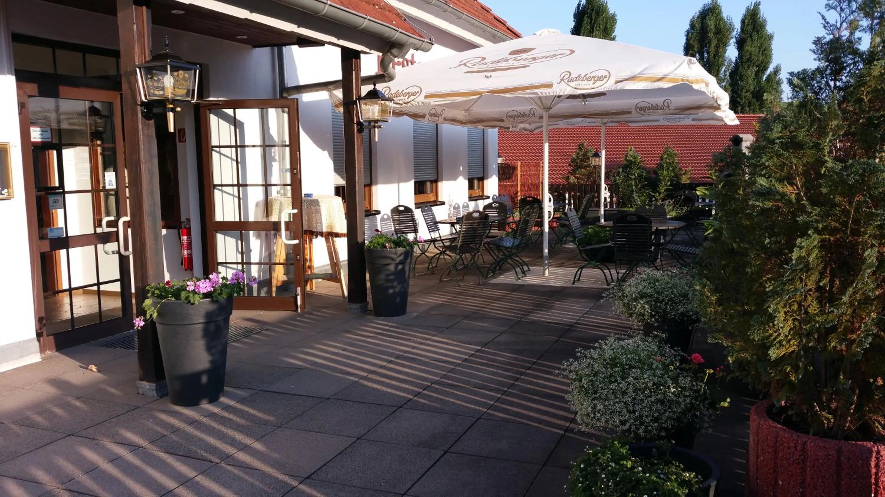 Facade/entrance in Hotel Zum Anger