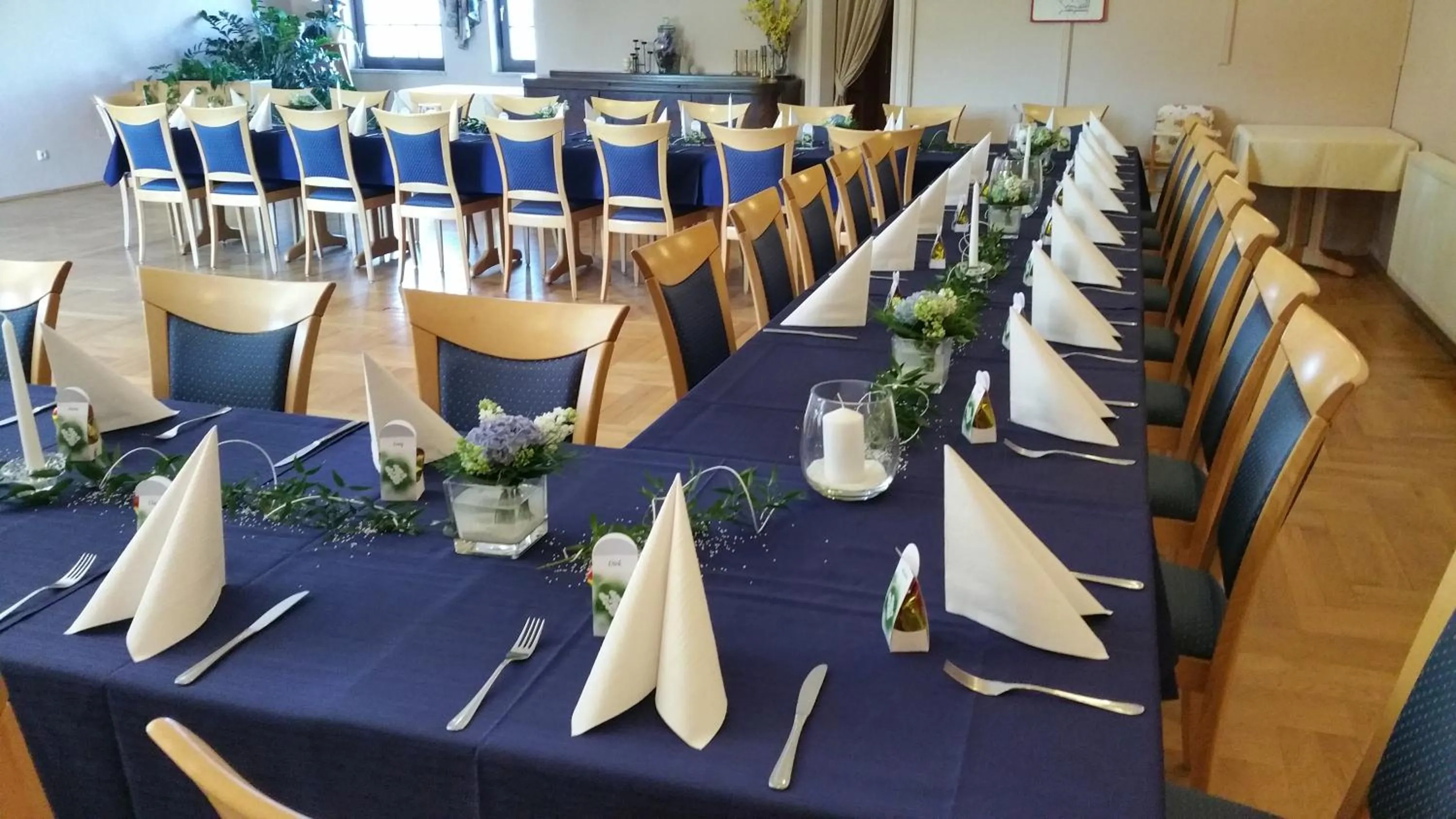 Restaurant/places to eat in Hotel Zum Anger