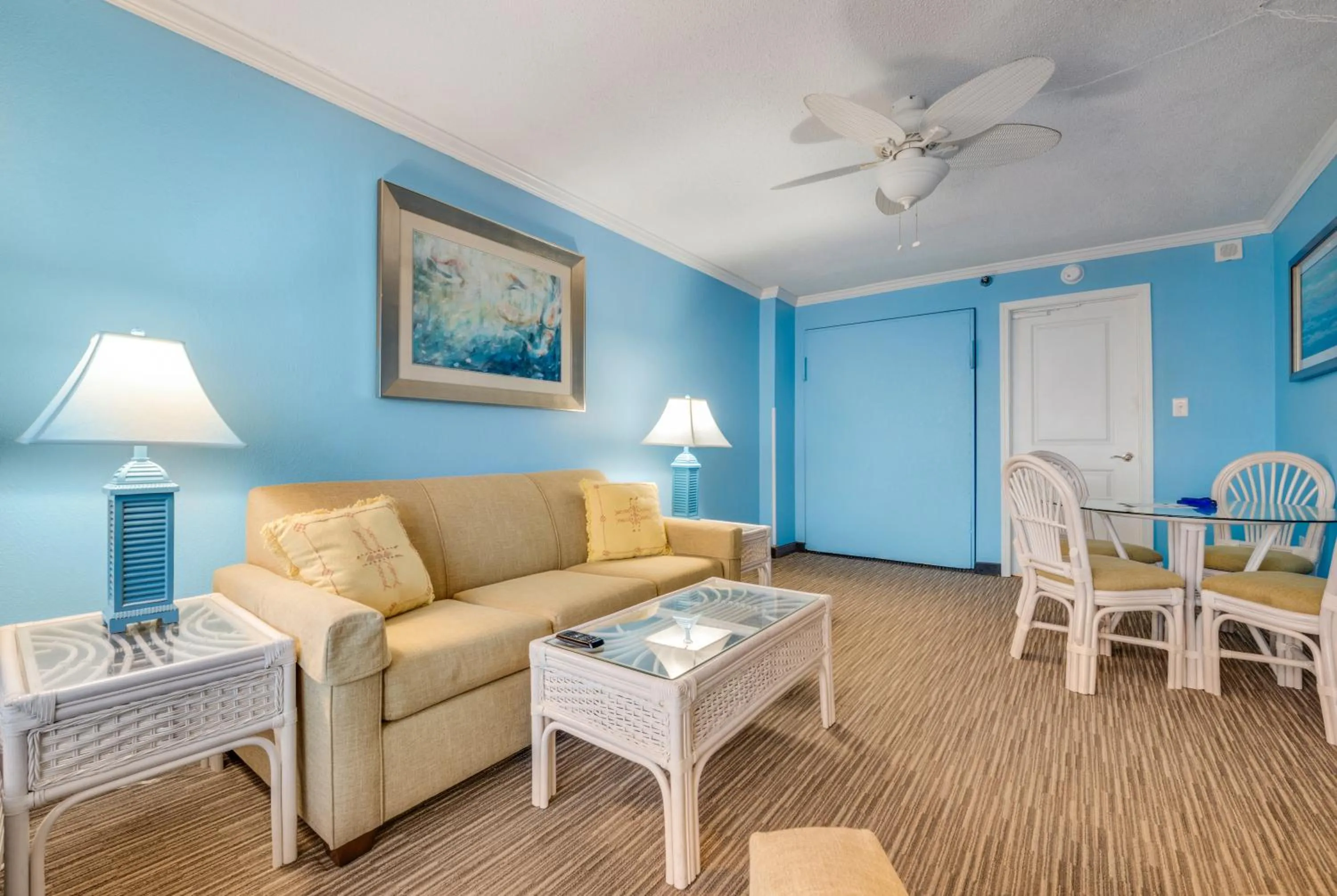 Direct oceanfront, separate bedroom condo, 9th floor, unbelievable views!