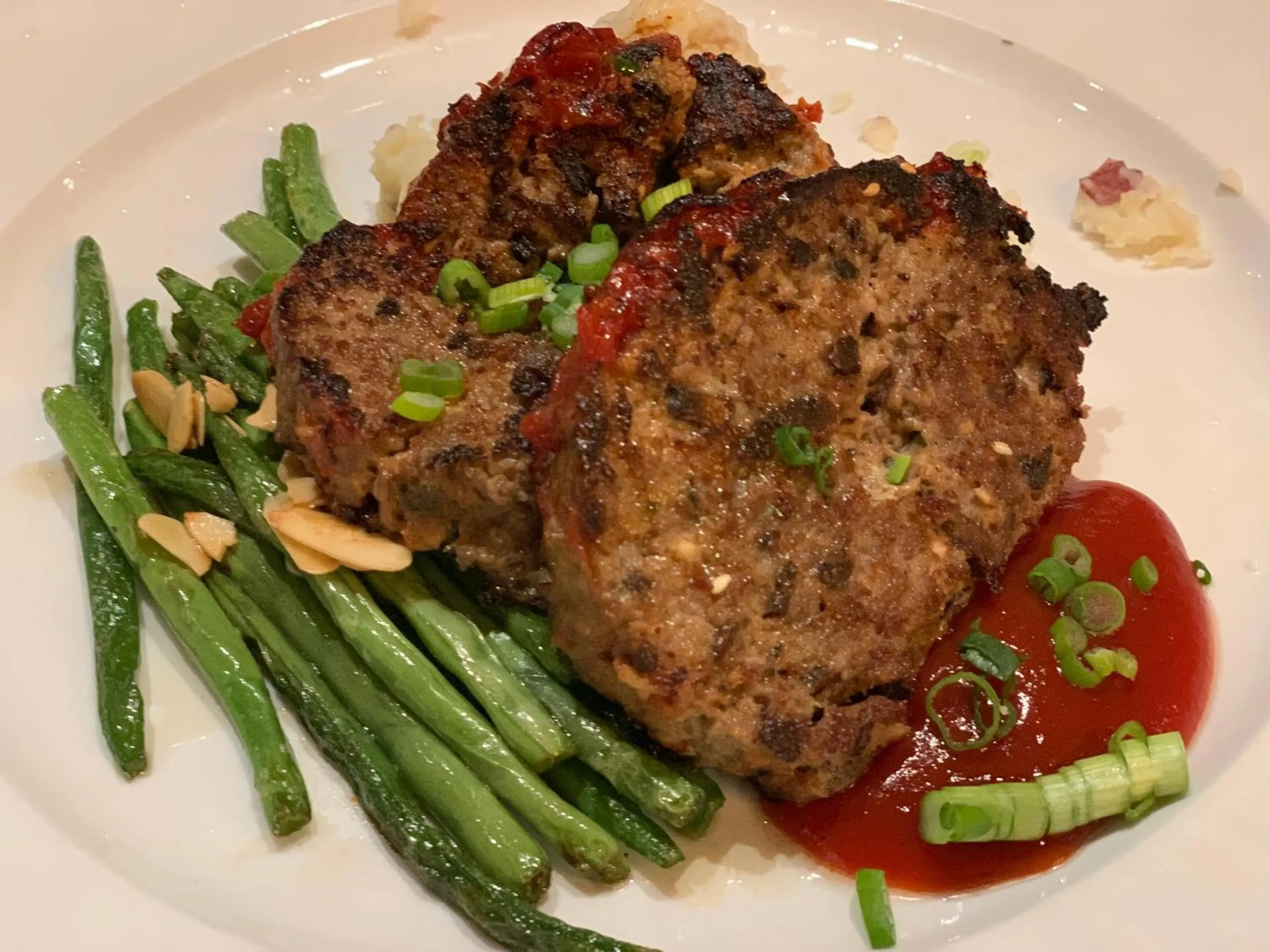 Woodbridge Inn & Tavern