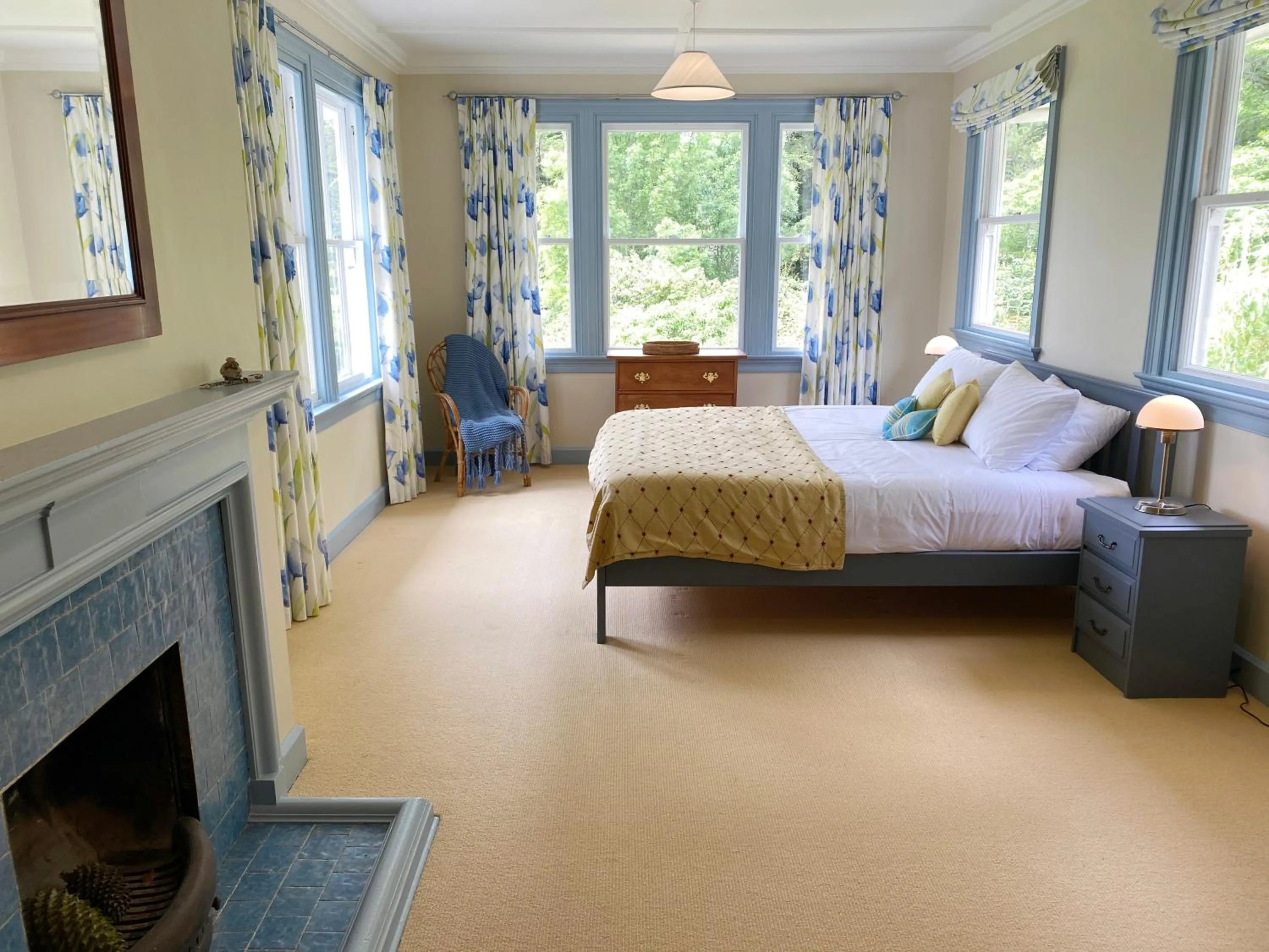 Bed in Tipapa Estate