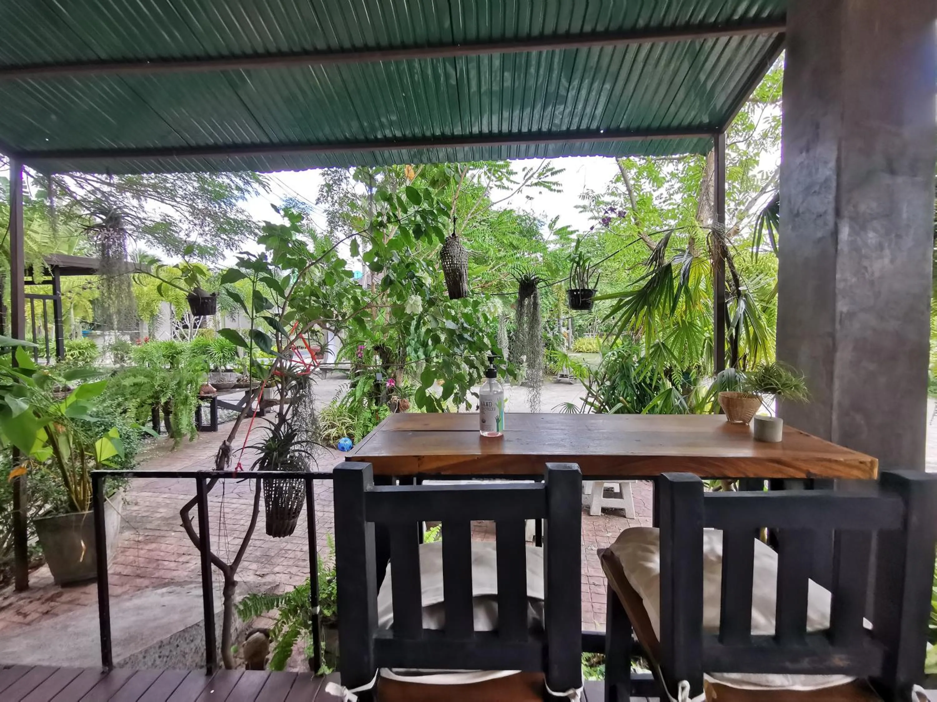 Restaurant/places to eat in Long Lake Resort