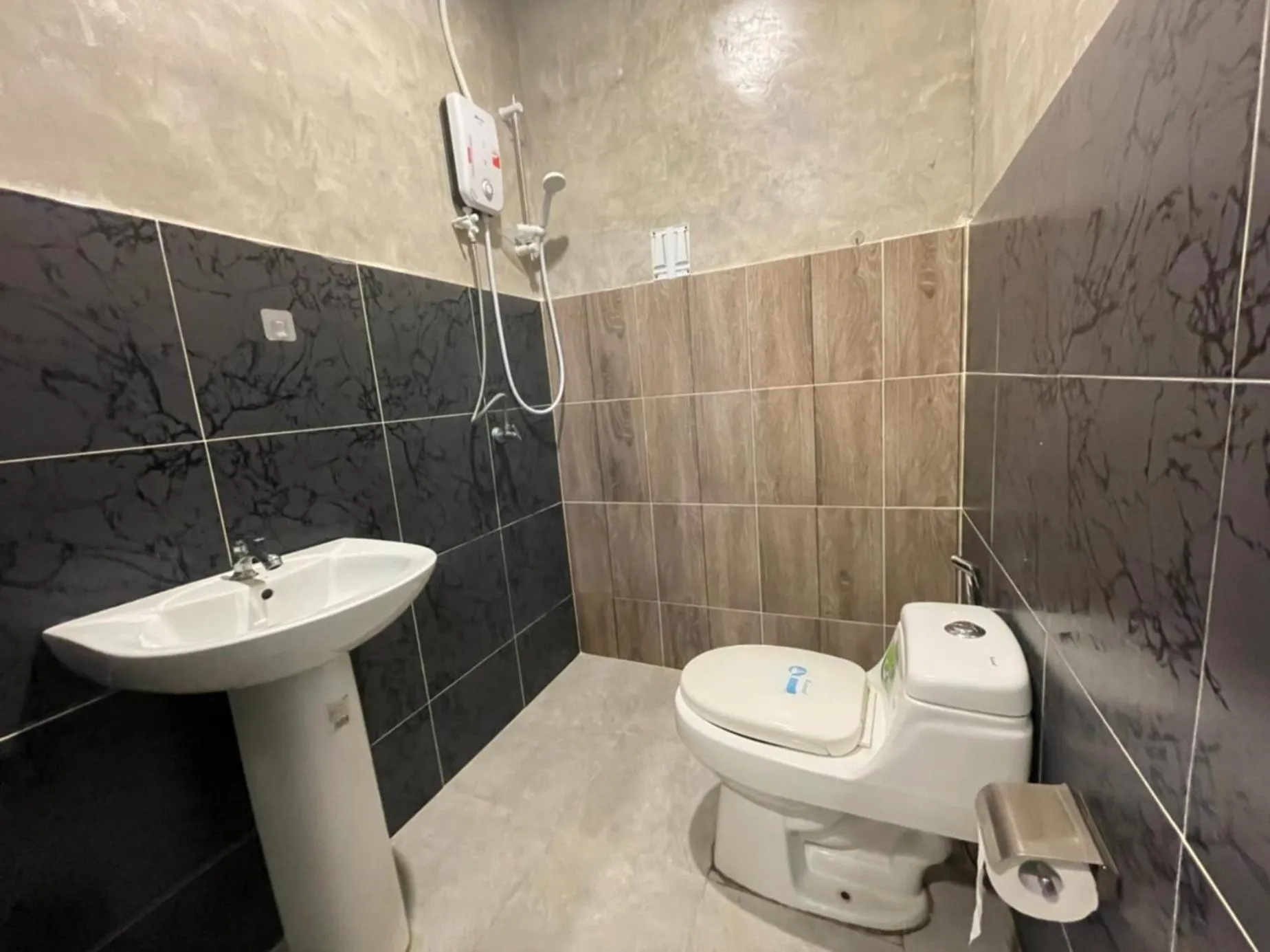 Bathroom in Long Lake Resort