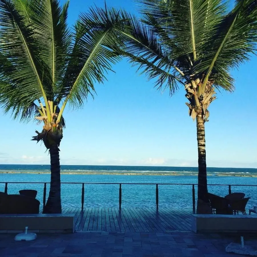 Sea view in Muro Alto Marupiara Suítes