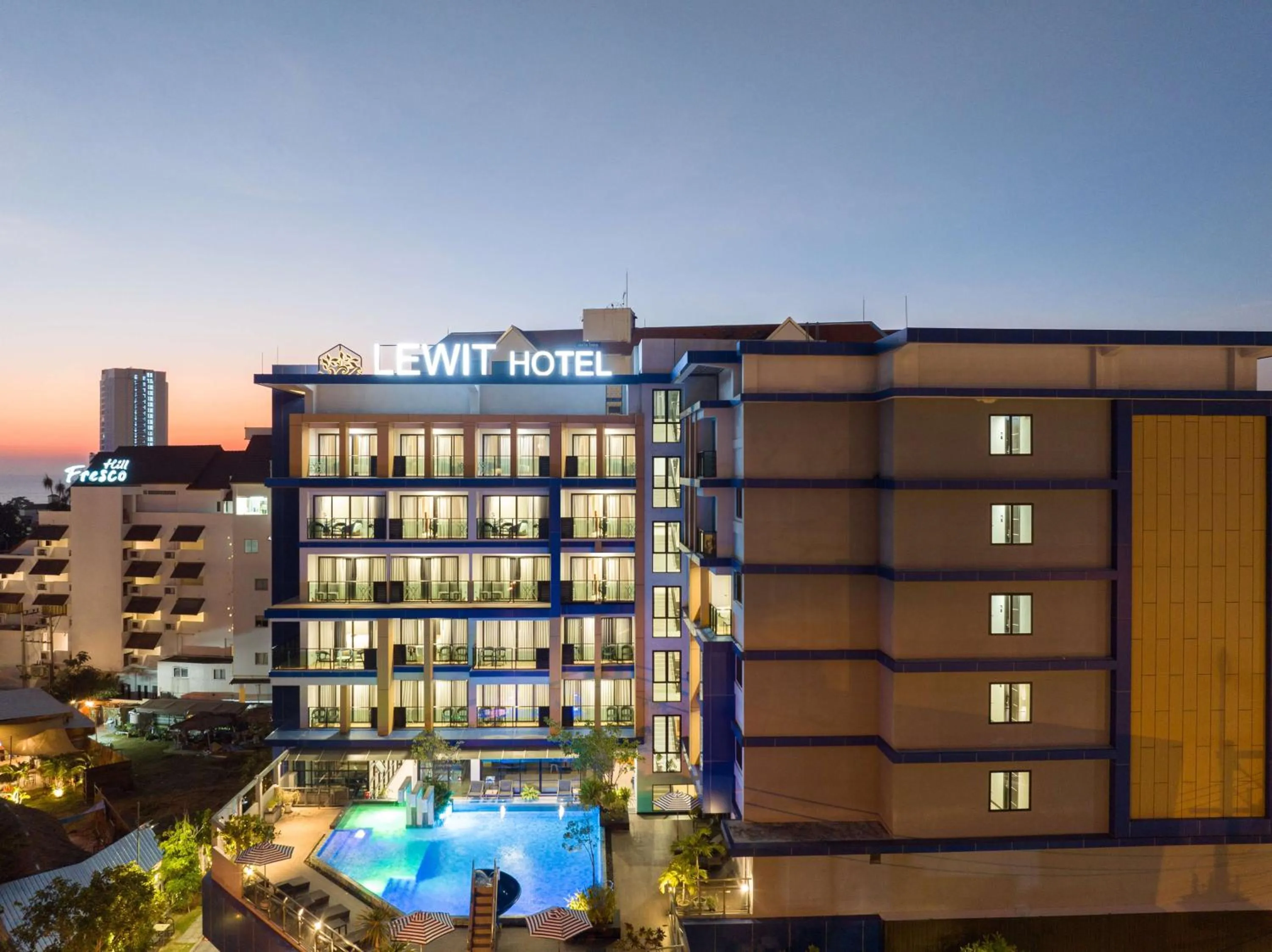 Property building in Lewit Hotel Pattaya, a member of Radisson Individuals