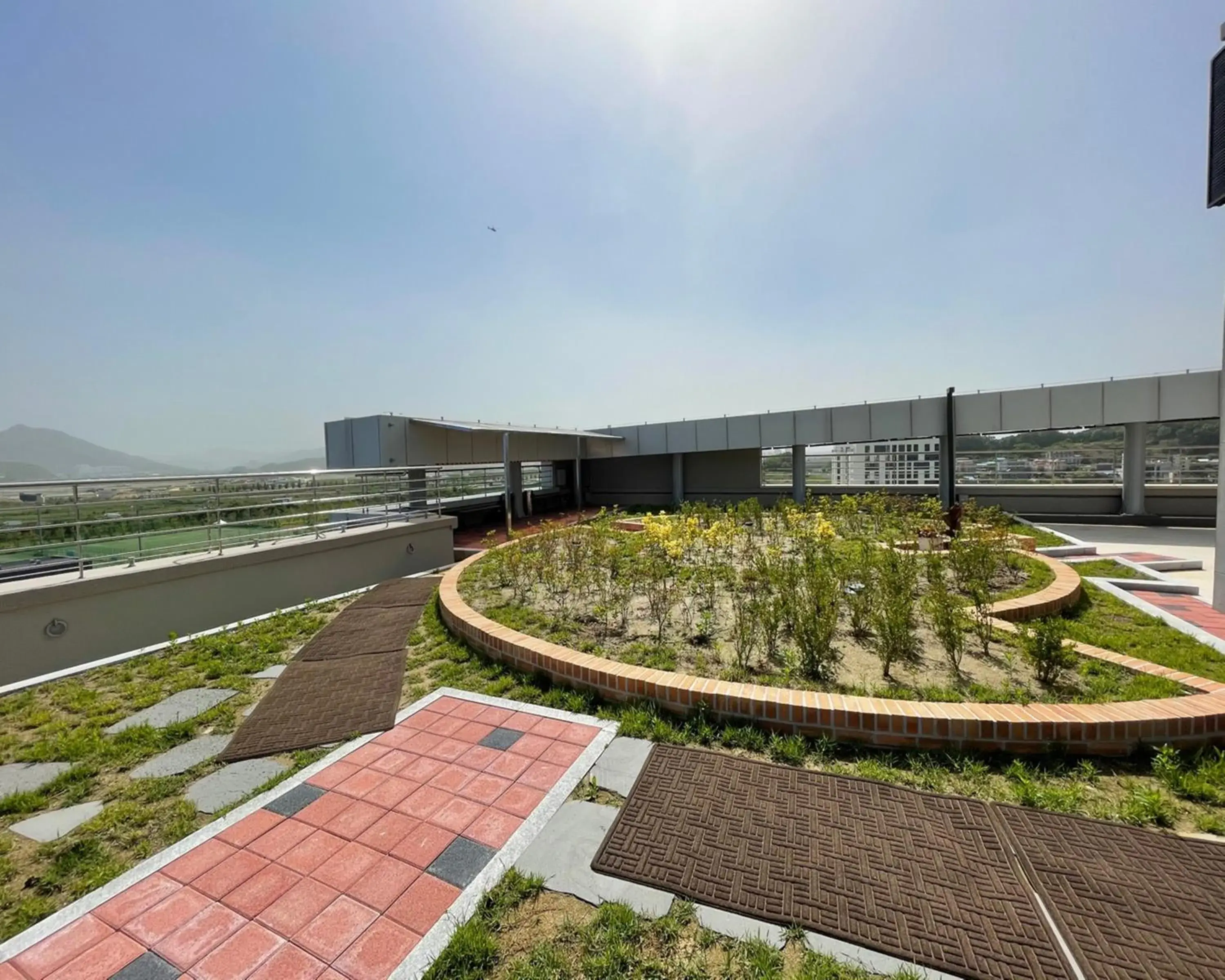 Property building in Best Western Asan Hotel Property building in Best Western Asan Hotel