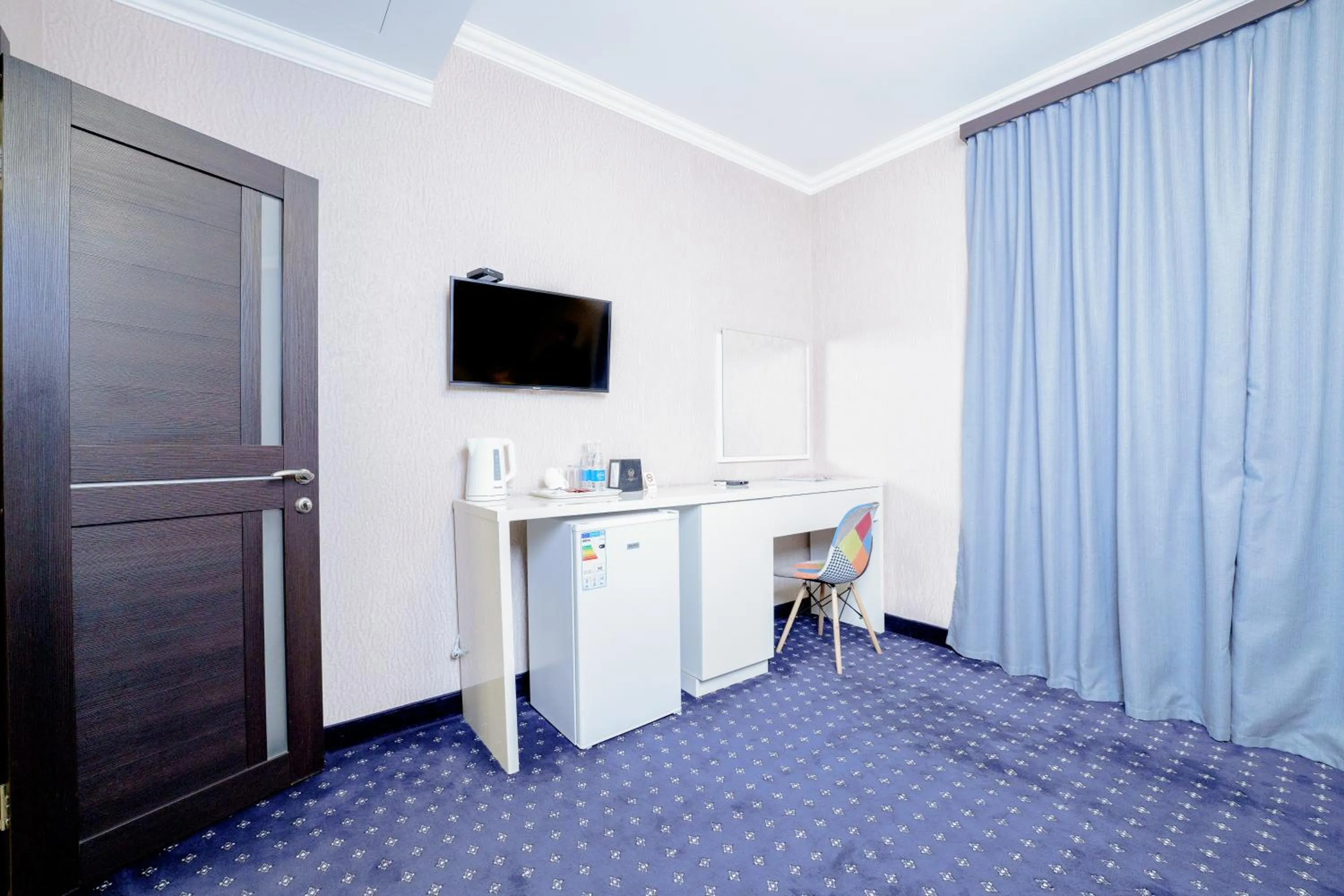 Coffee/tea facilities in Welcome Inn Hotel