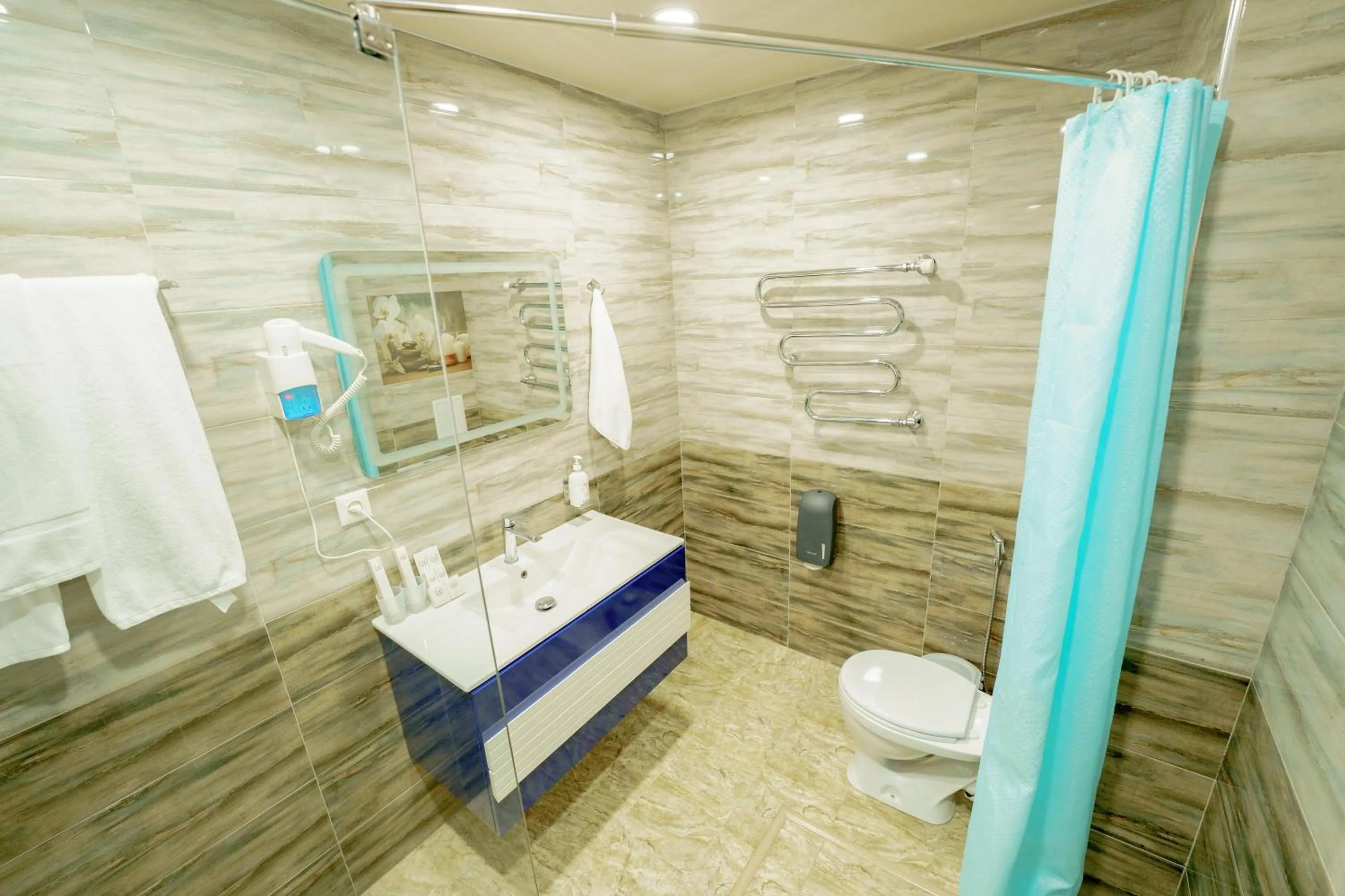 Bathroom in Welcome Inn Hotel