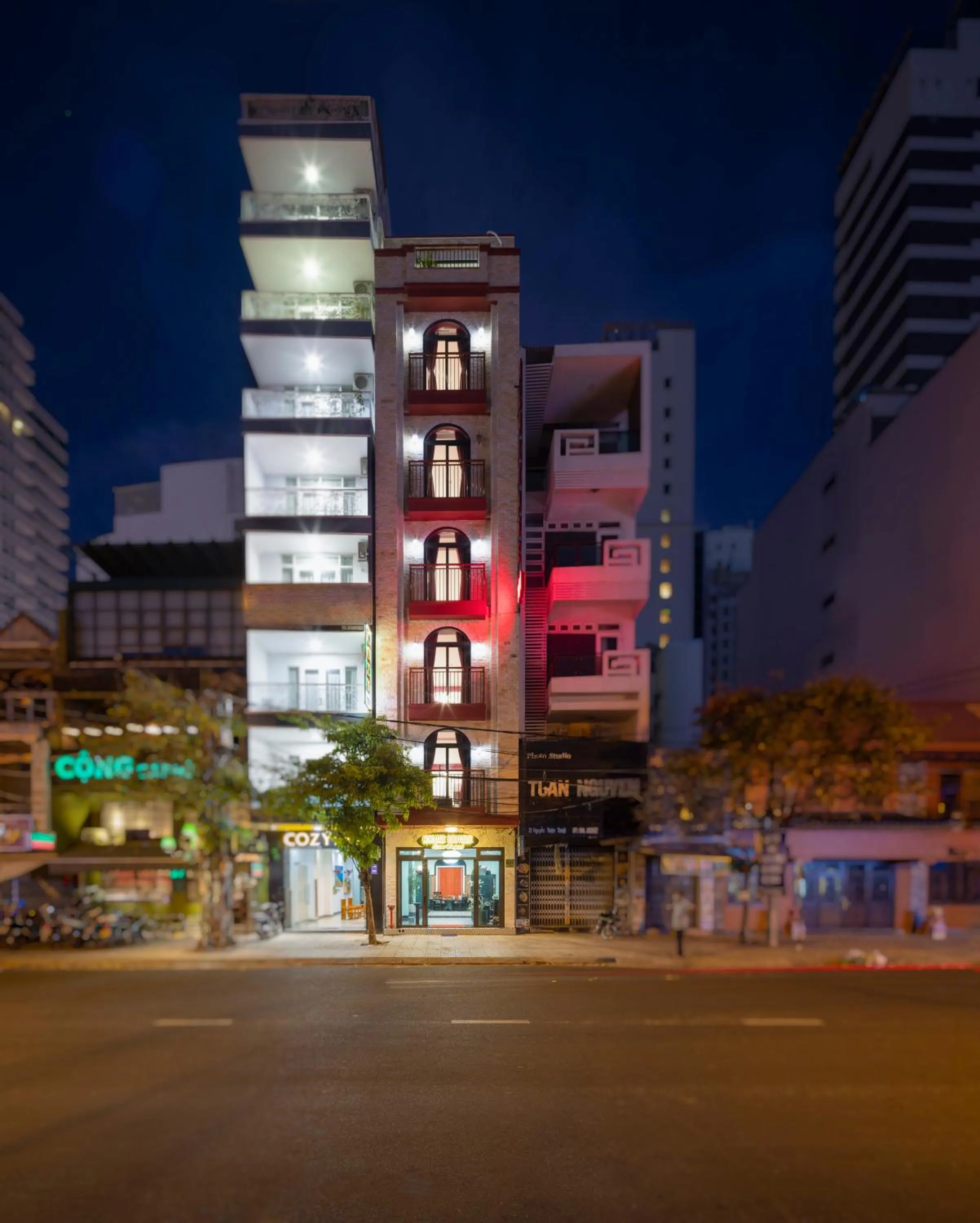 Property building in Heritage Boutique Sierra Legend