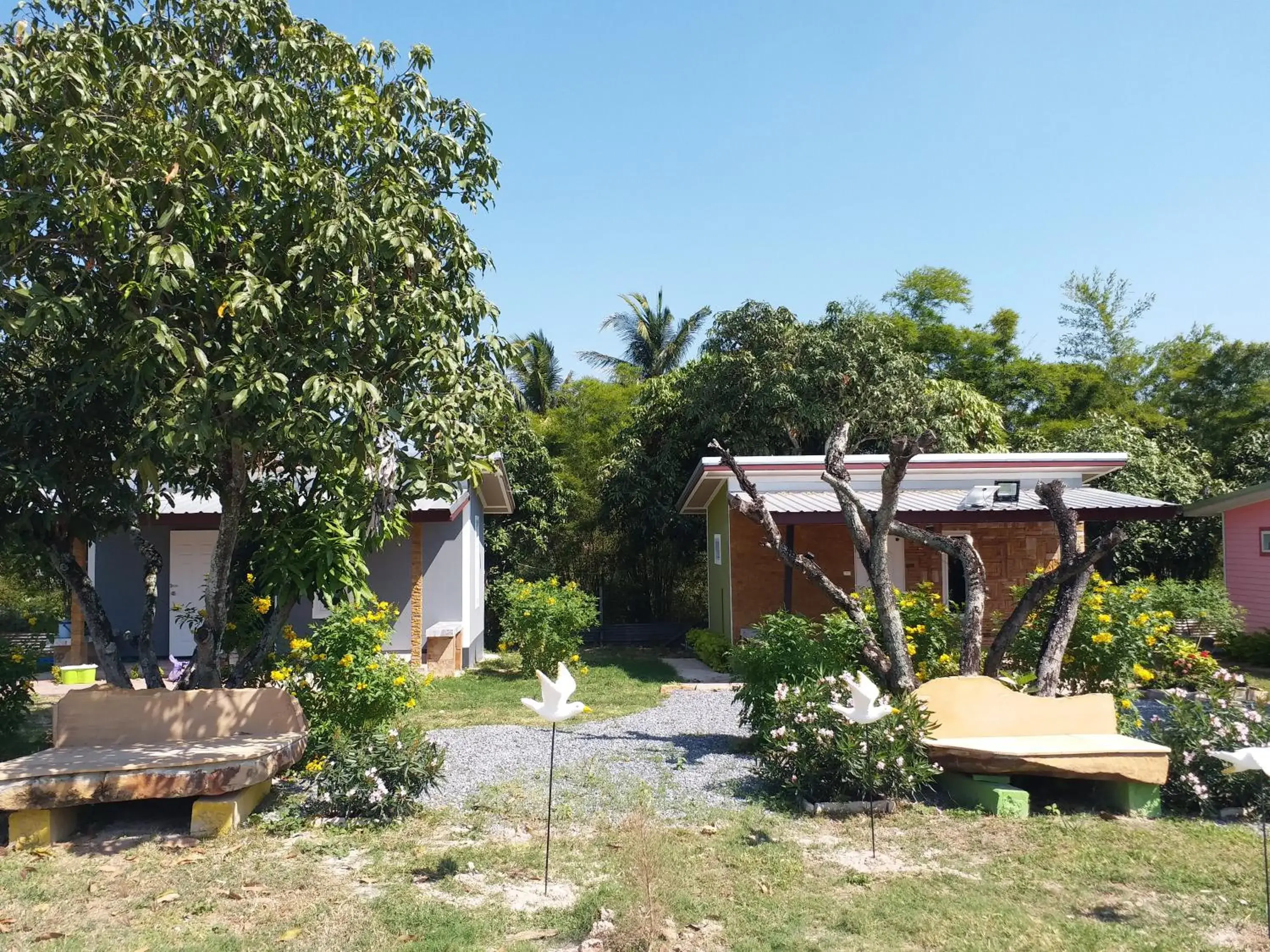 Property building in Baan Hin Sai Suay Property building in Baan Hin Sai Suay
