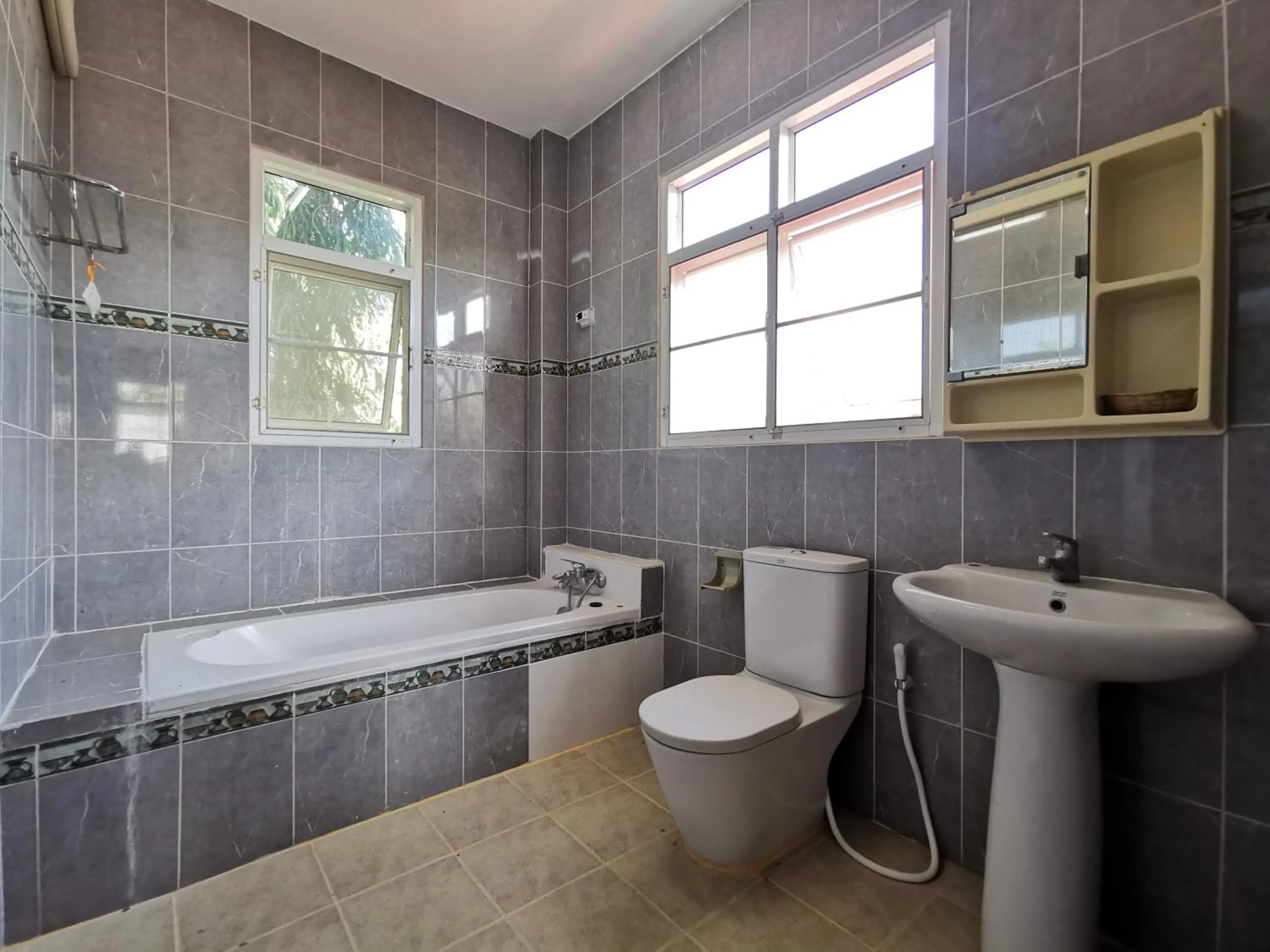 Bathroom in Lek Homestay