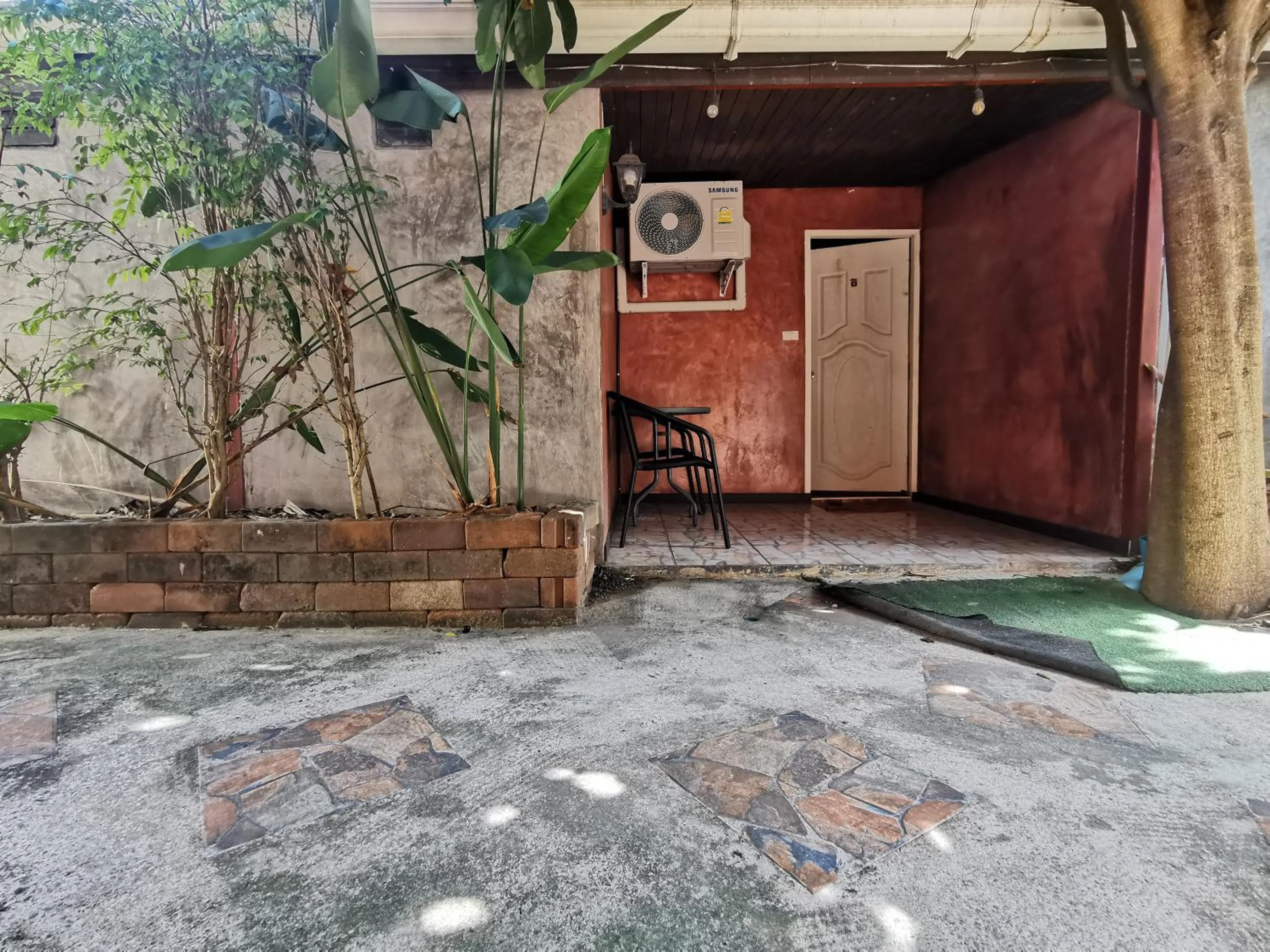 Balcony/Terrace in Lek Homestay