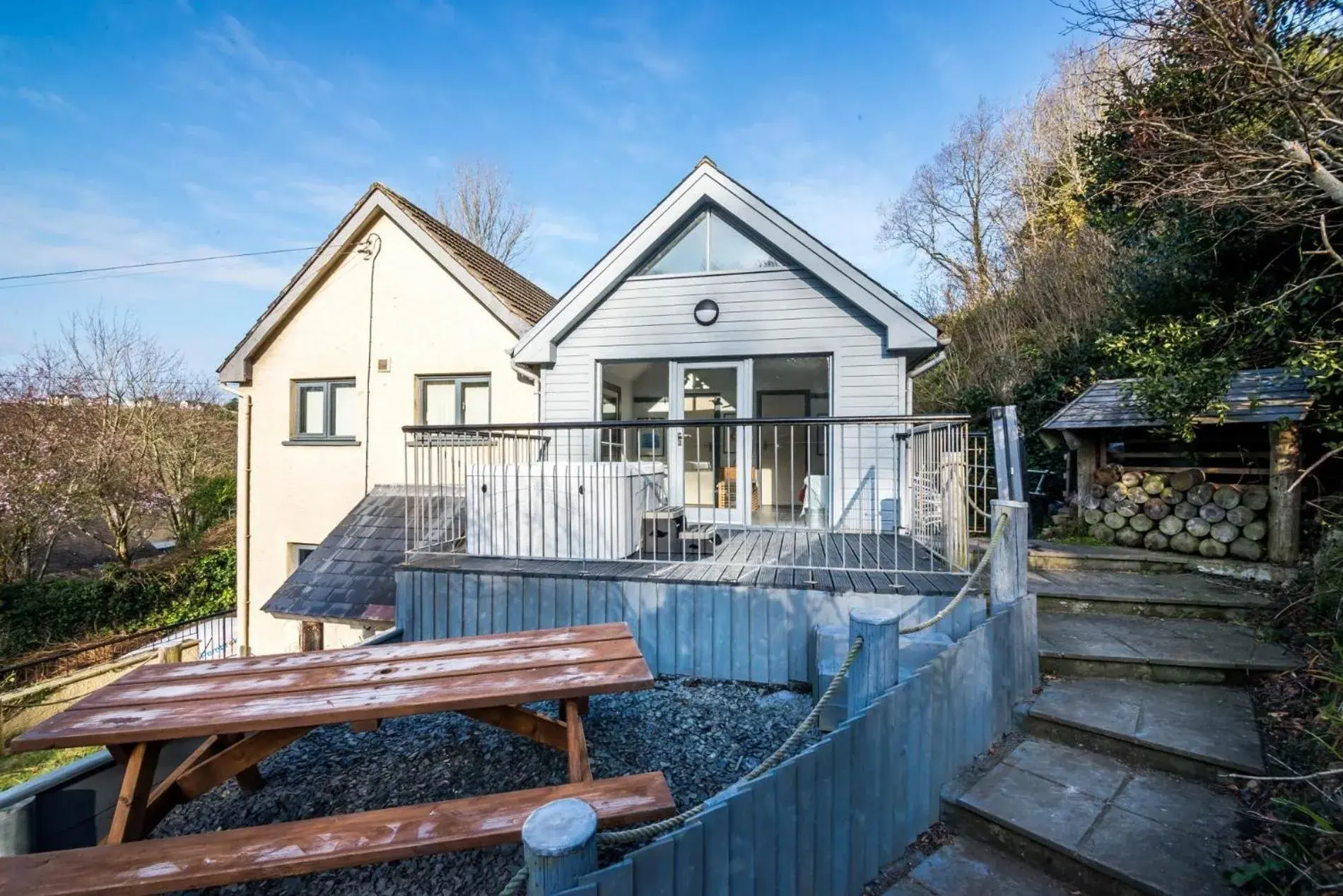 Rock Cottage - 3 Bedroom Holiday Home - Fishguard Rock Cottage - 3 Bedroom Holiday Home - Fishguard
