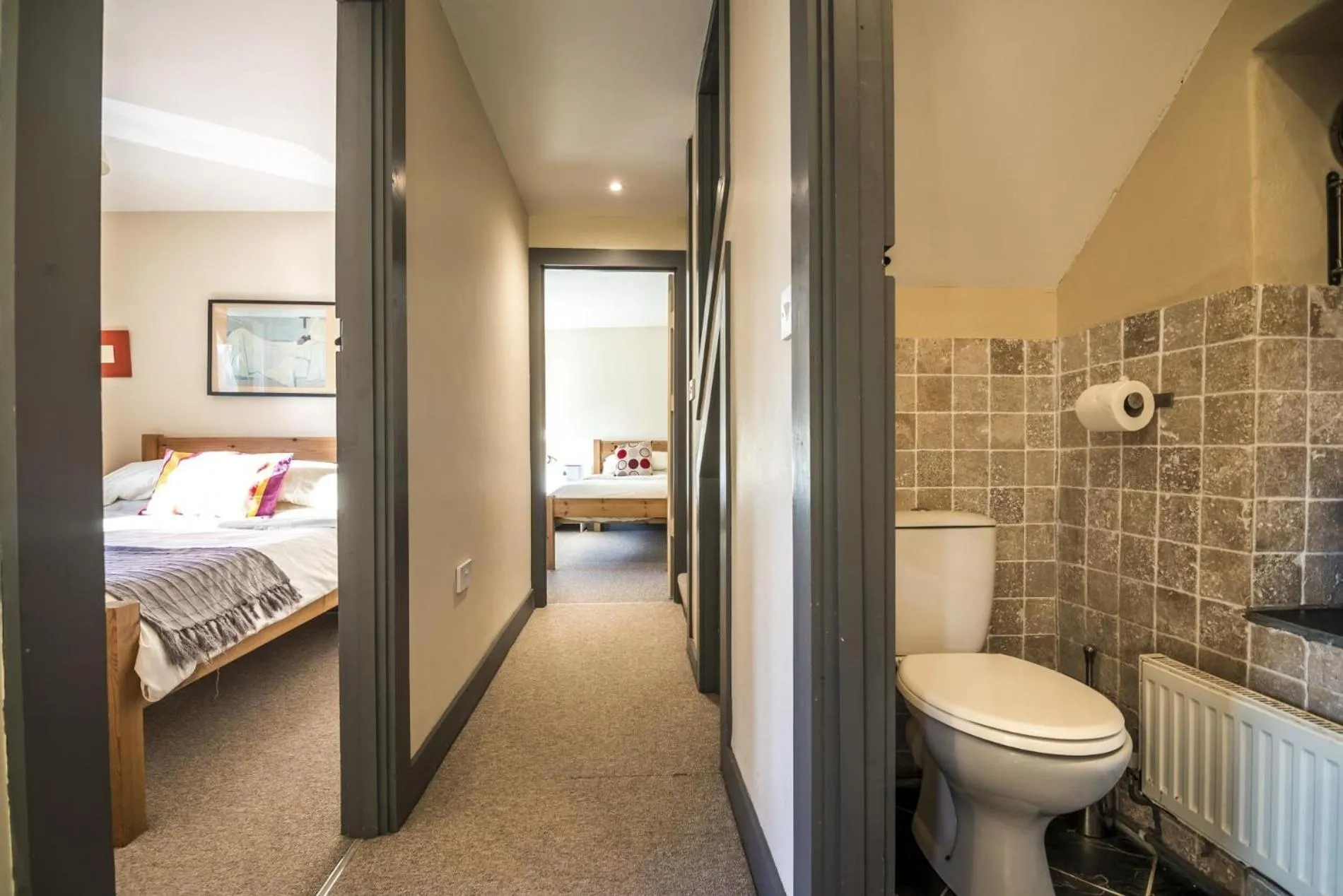 Floor plan, Bed in Rock Cottage - 3 Bedroom Holiday Home - Fishguard