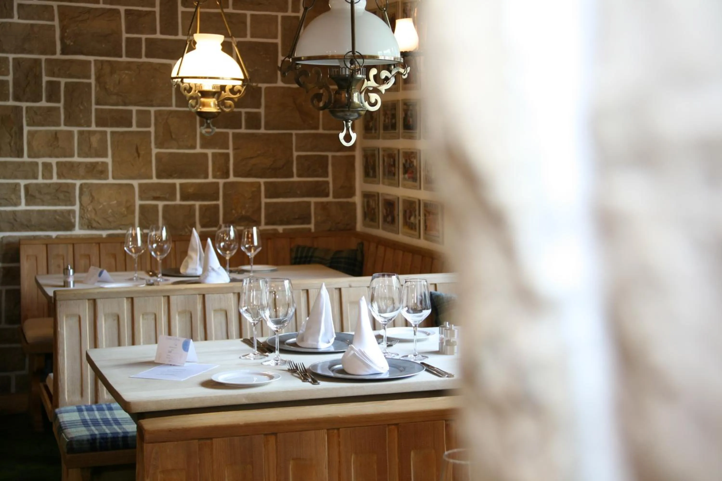 Restaurant/places to eat in Hotel Solaria