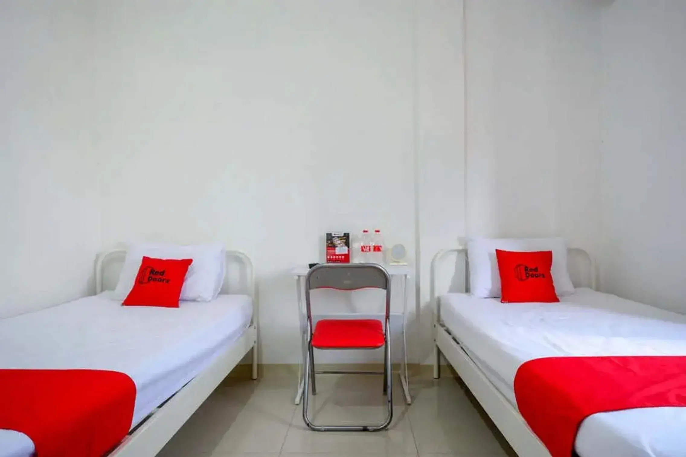 Bedroom, Bed in RedDoorz Syariah near Universitas Jenderal Soedirman 2 Bedroom, Bed in RedDoorz Syariah near Universitas Jenderal Soedirman 2