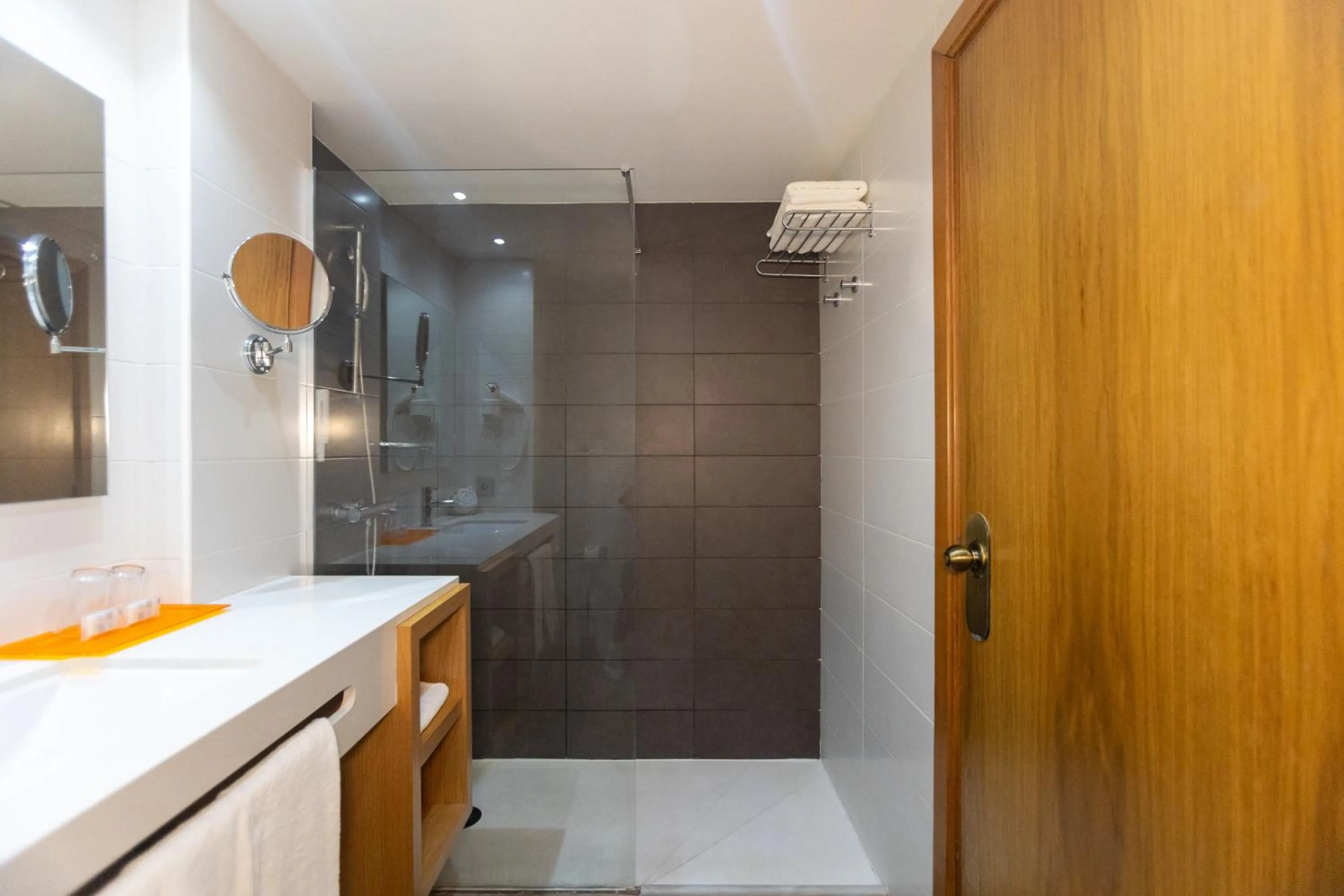 Shower in Hotel Mariant Park