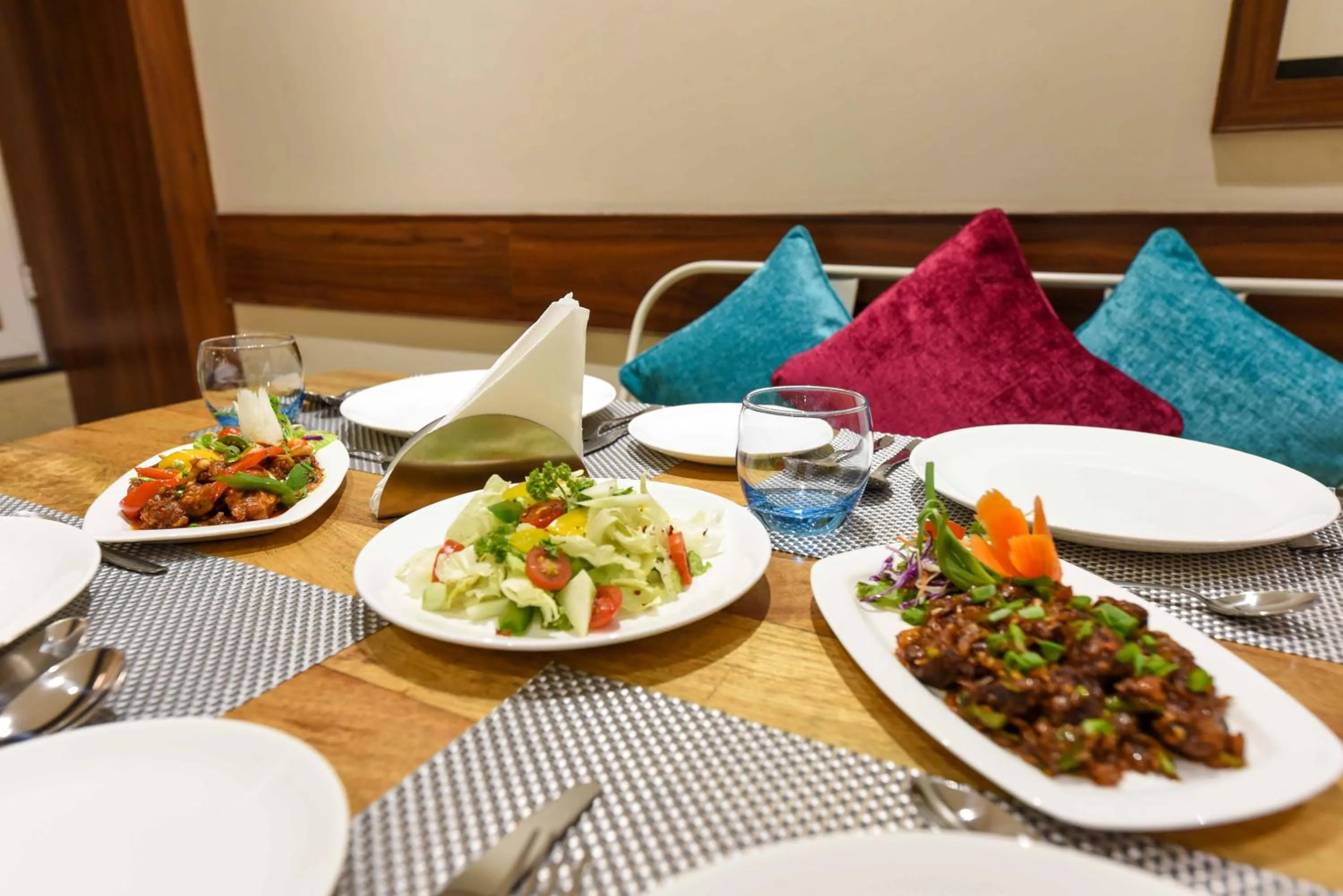 Food and drinks in Ayra Boutique Hotel