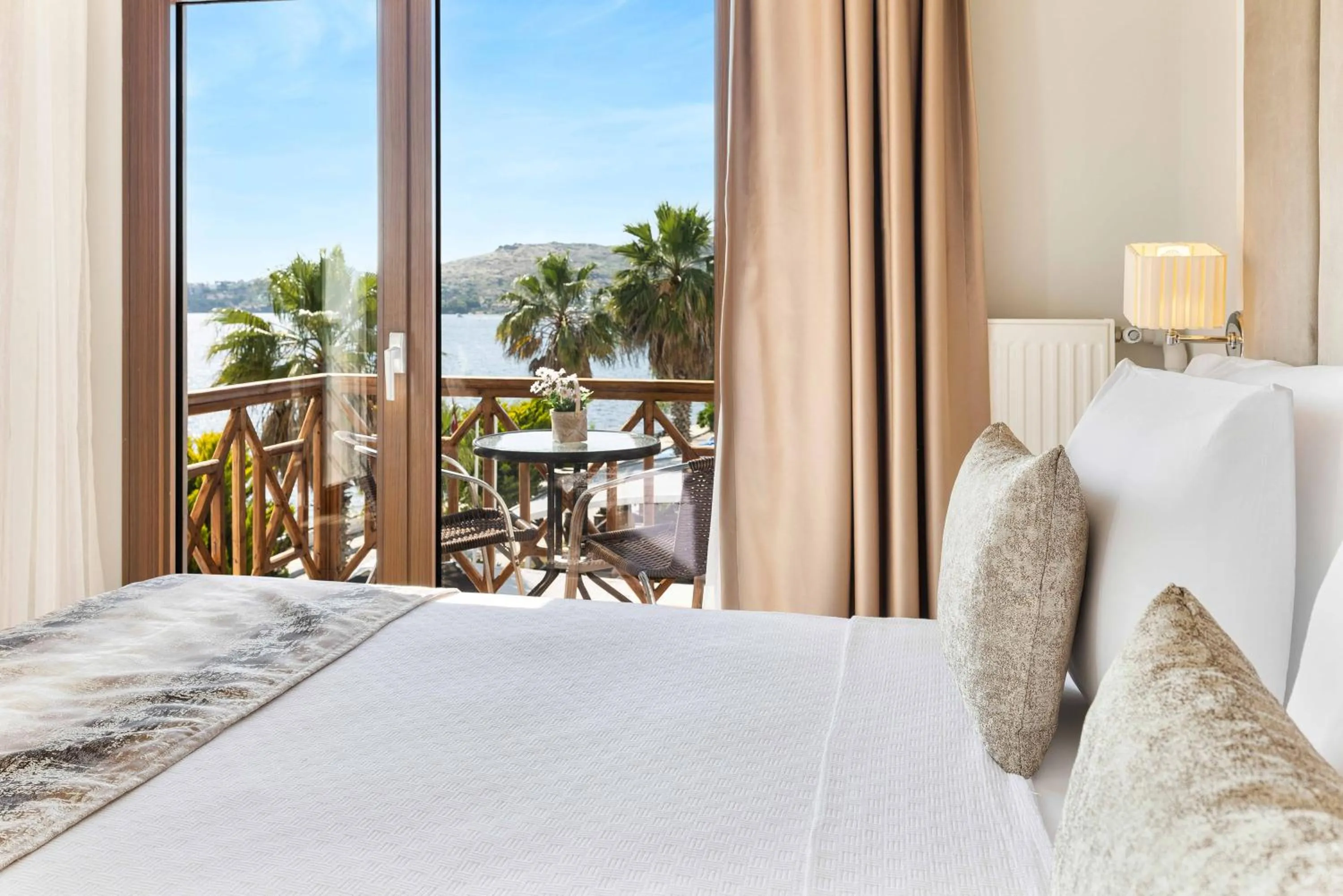 Balcony/Terrace, Bed in Elite Hotel Yalıkavak