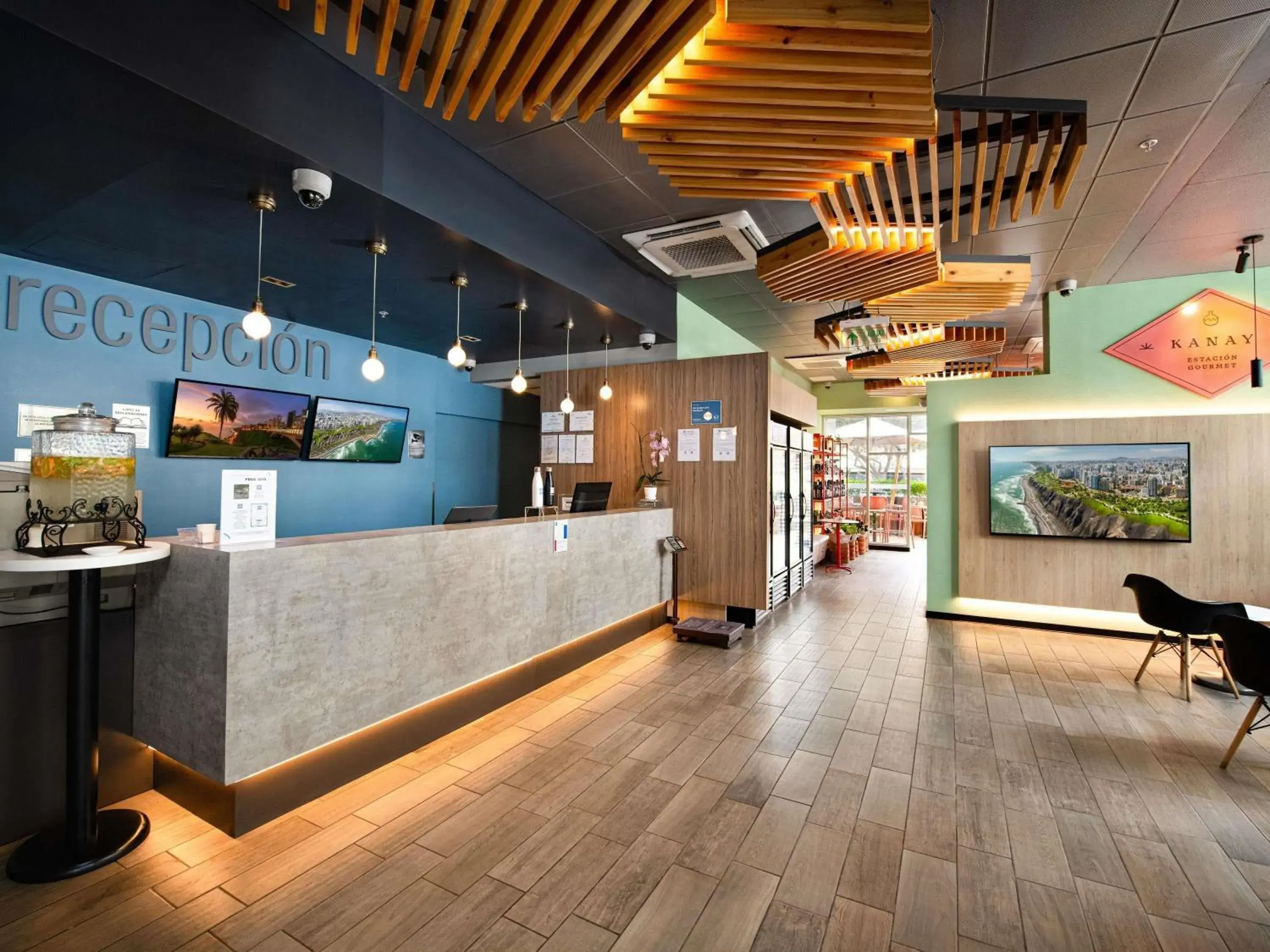 Property building in ibis budget Lima Miraflores Property building in ibis budget Lima Miraflores