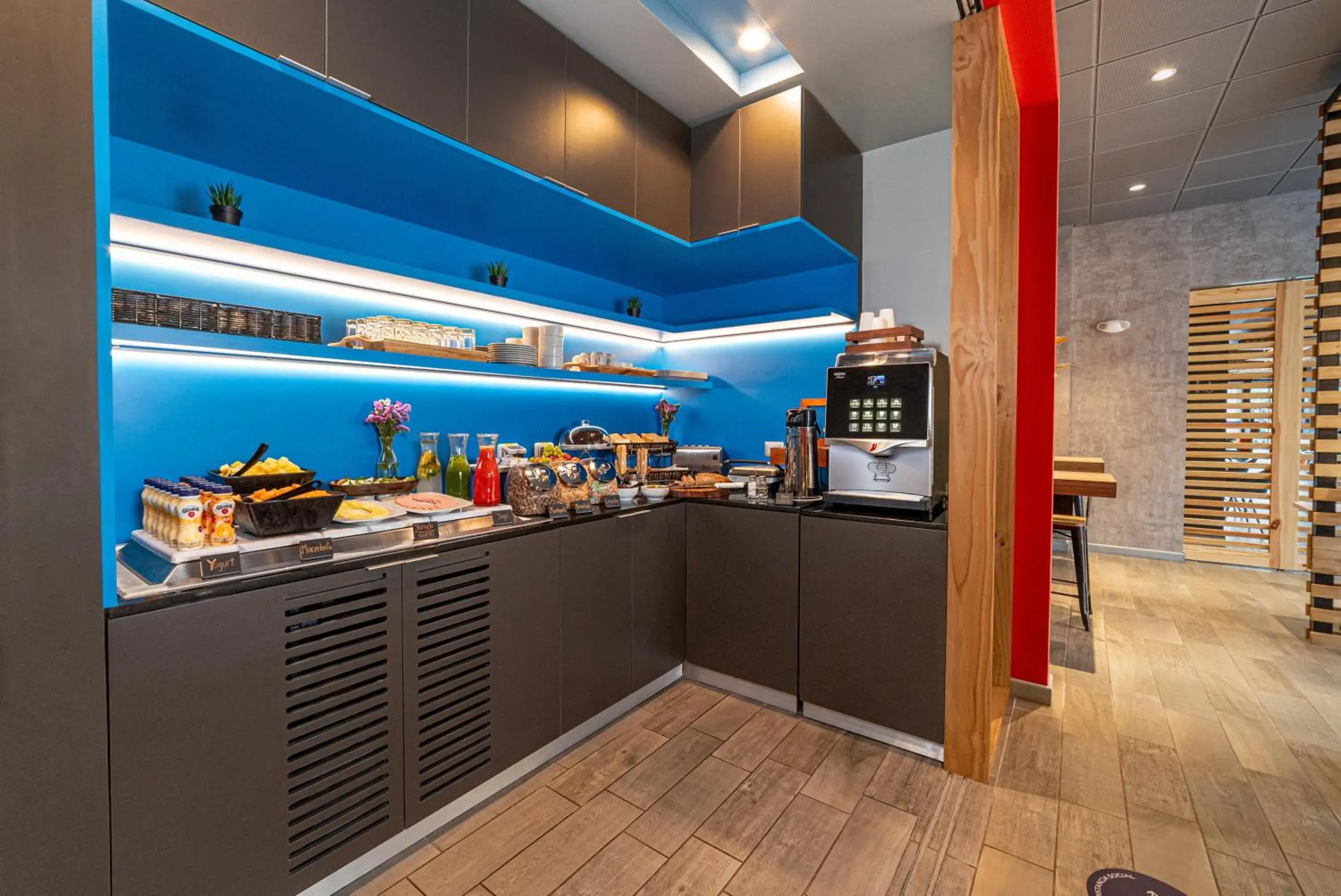 Breakfast in ibis budget Lima Miraflores Breakfast in ibis budget Lima Miraflores