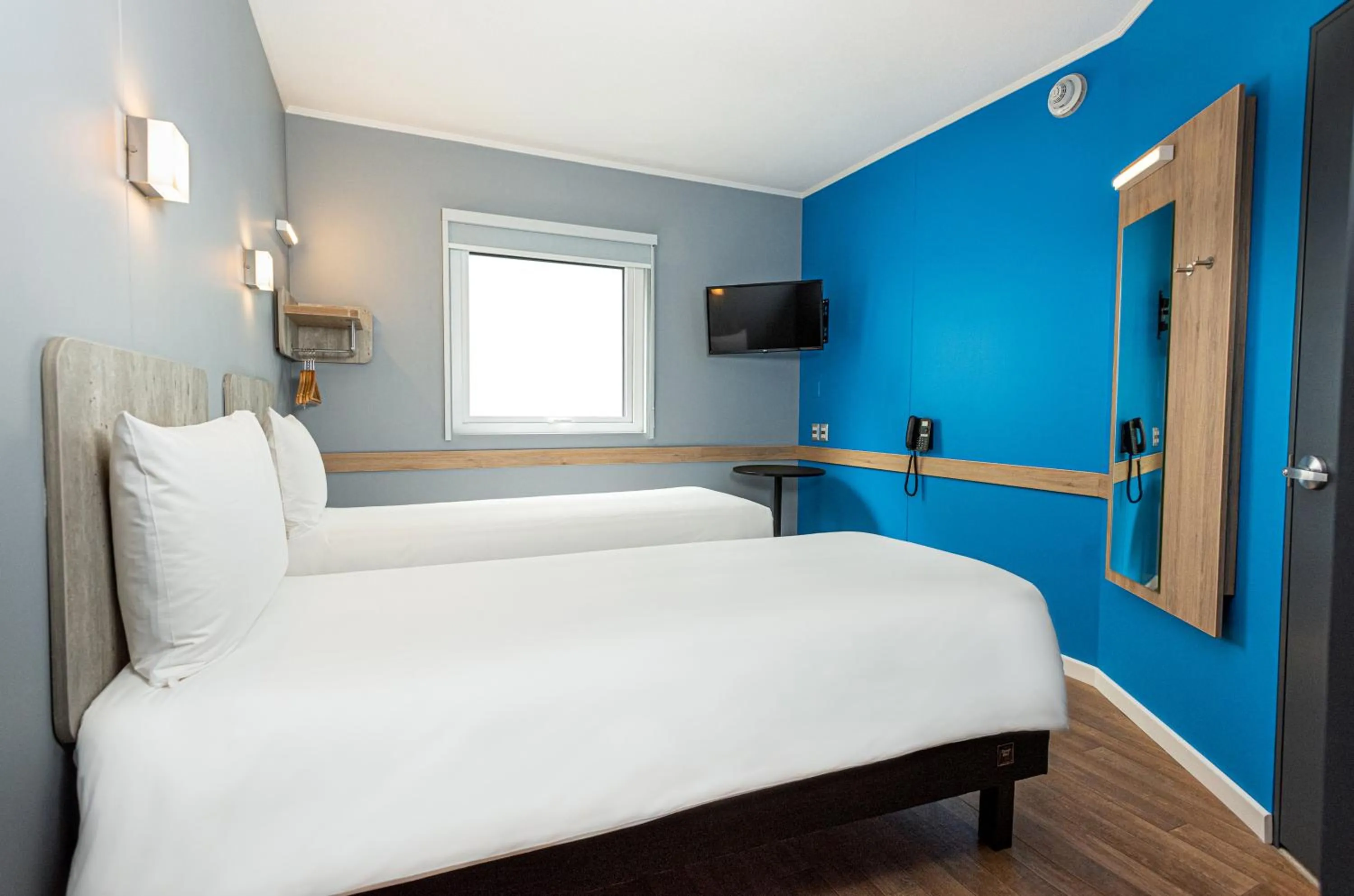 TV and multimedia, Bed in ibis budget Lima Miraflores